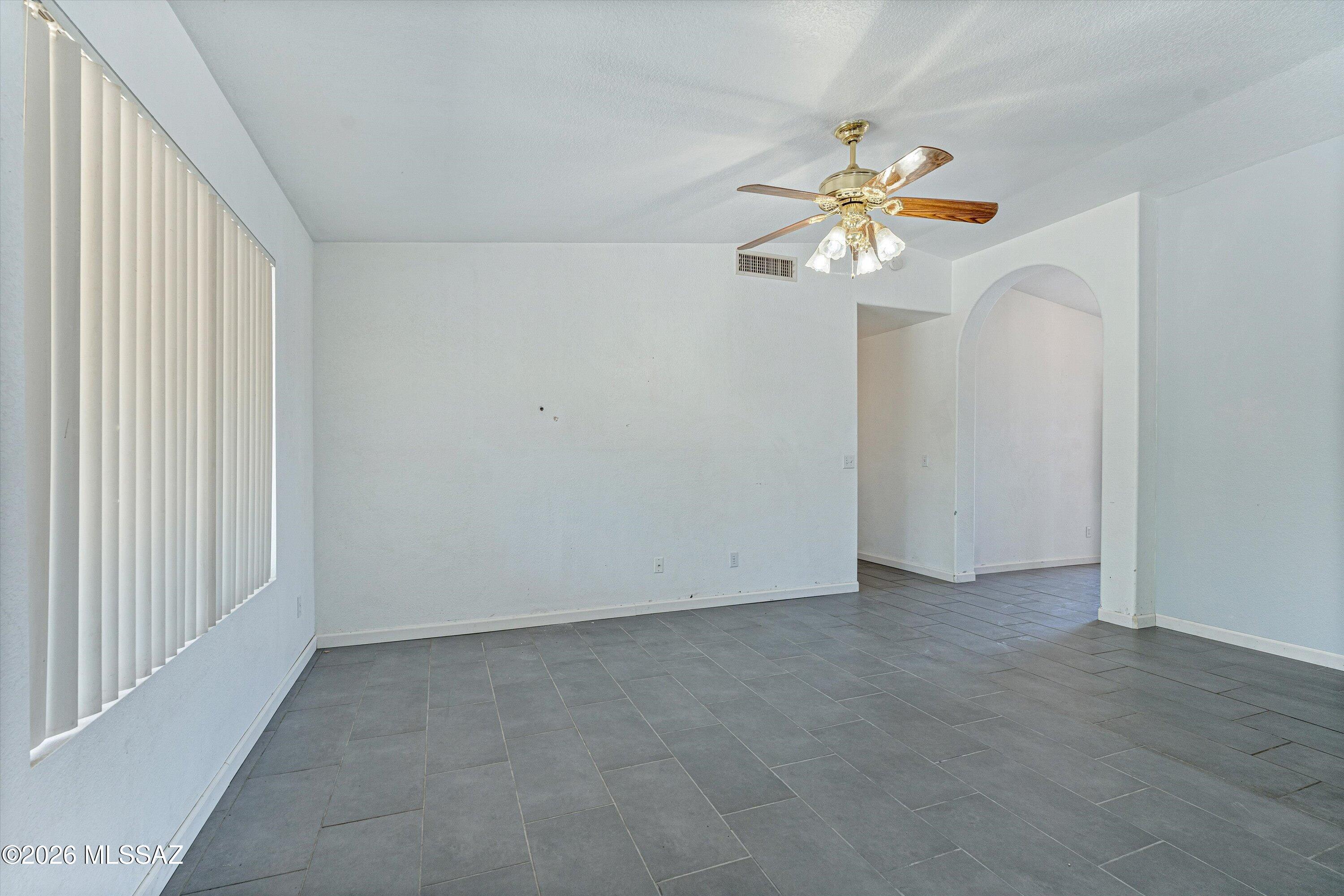Fairway Groves (215-287) - Residential