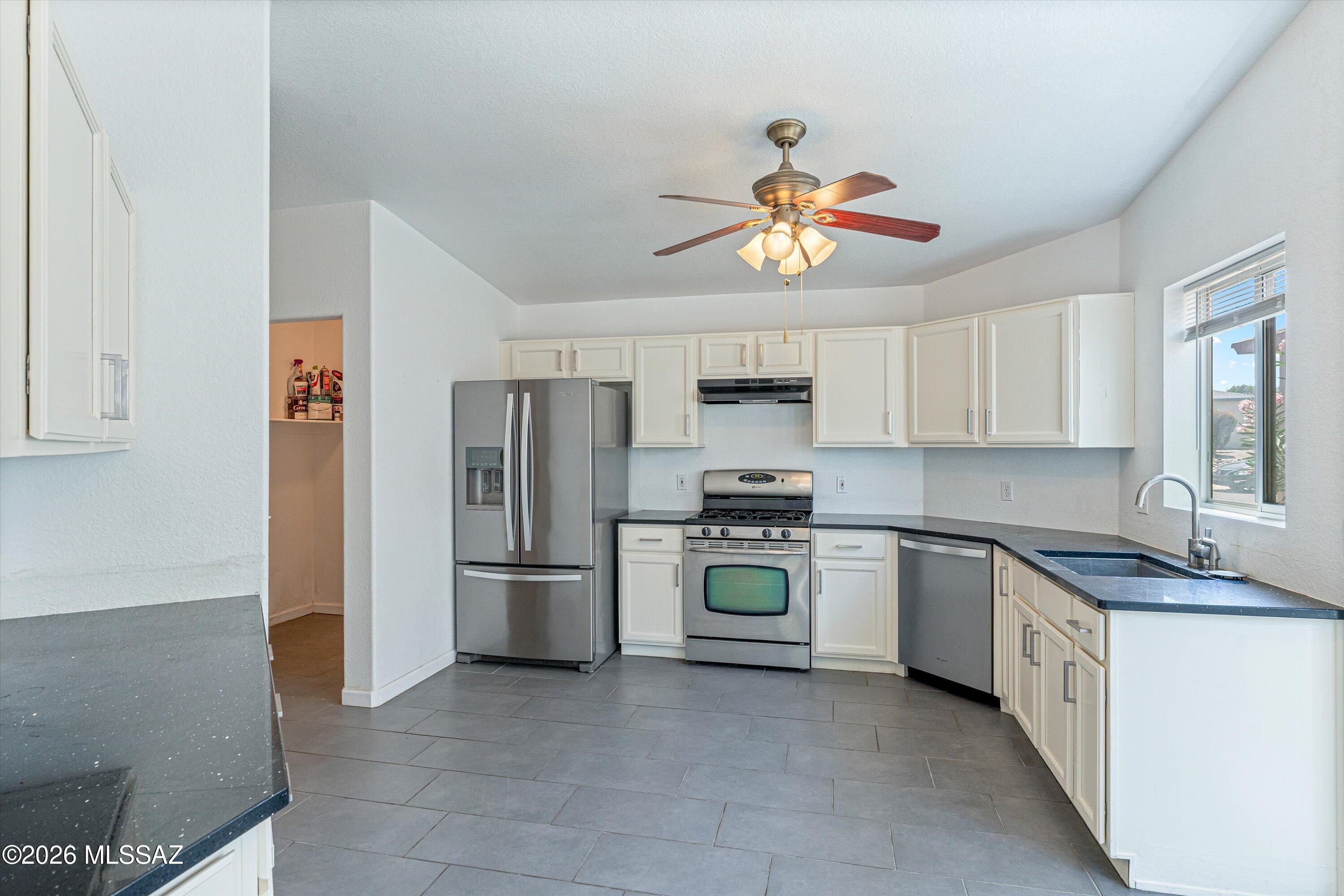 Fairway Groves (215-287) - Residential