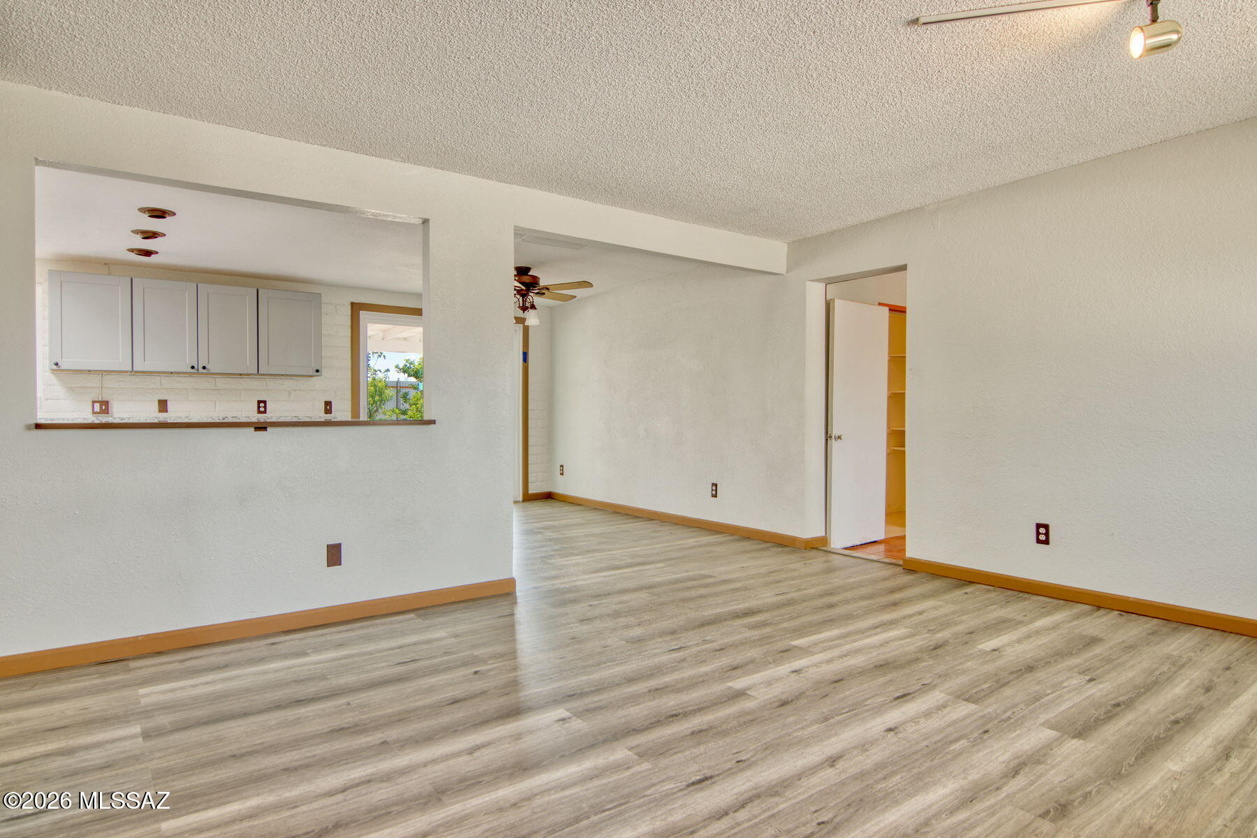 Casas Adobes Park (1-93) - Residential