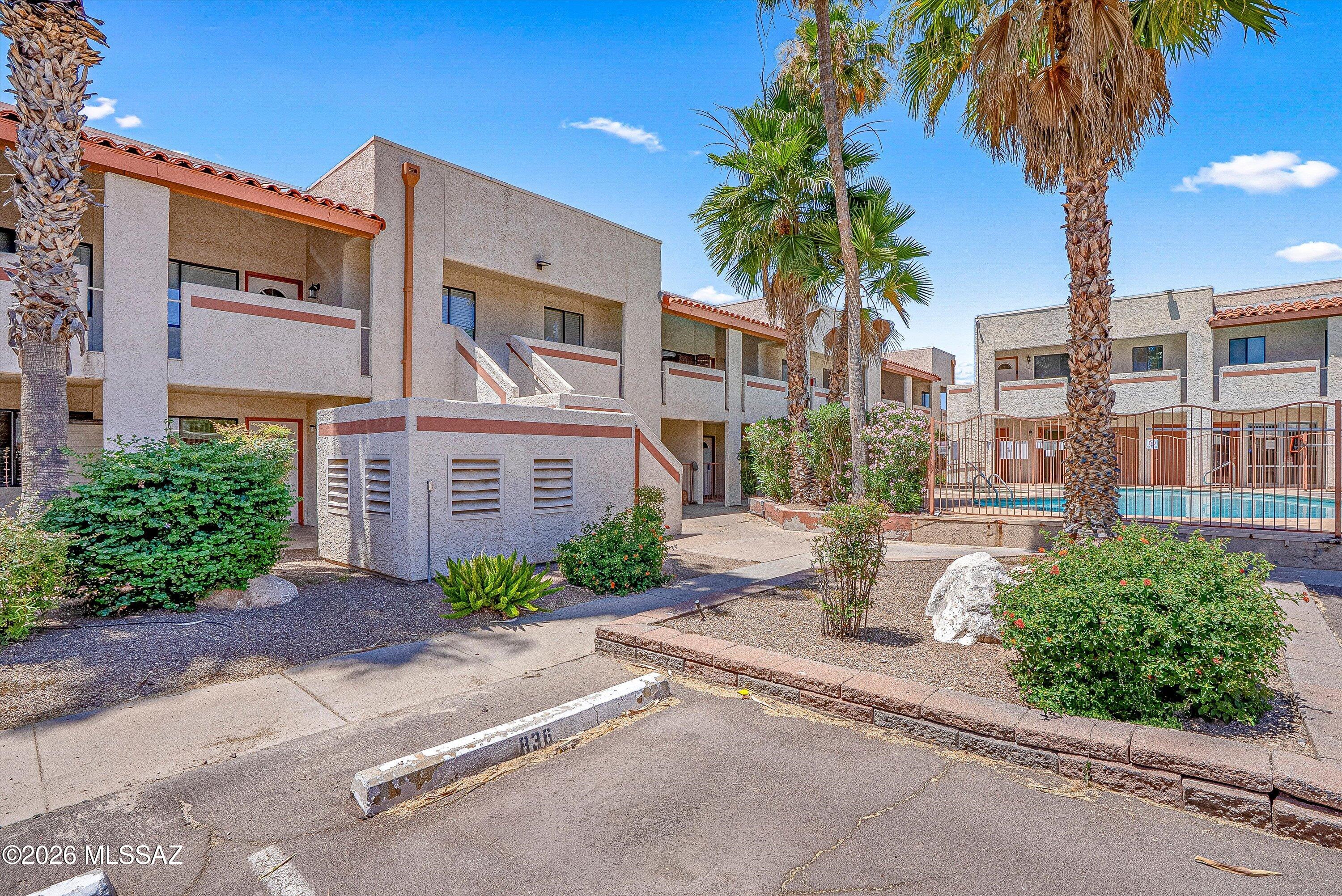 Sierra Madre Condos - Residential