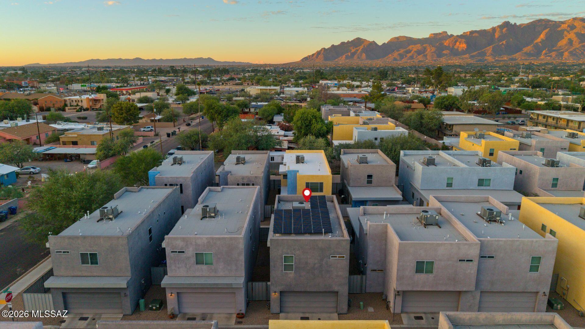 Park Modern - Residential