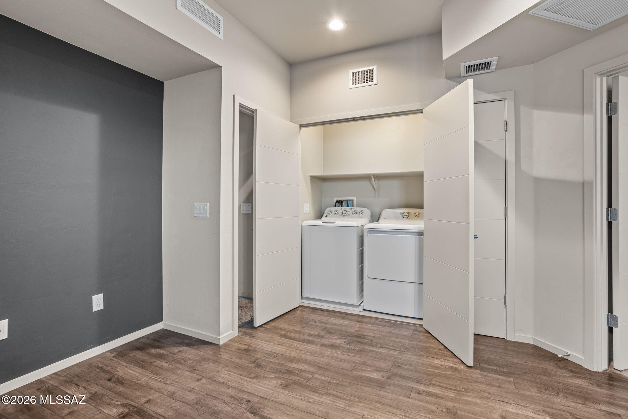 Park Modern - Residential