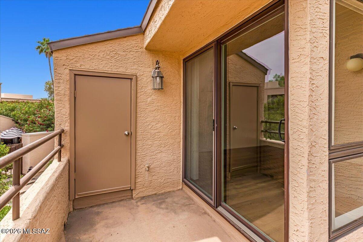 Coronado Place Condominiums II (Units 37-158) - Residential