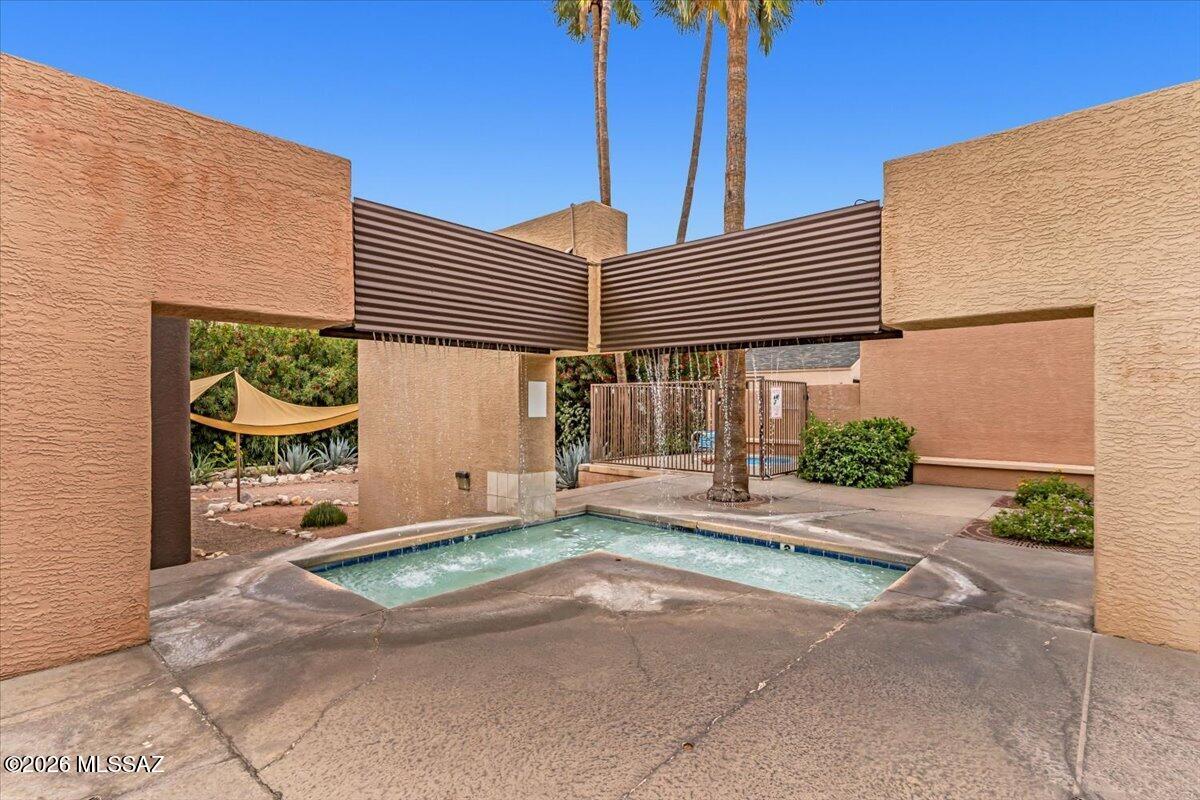 Coronado Place Condominiums II (Units 37-158) - Residential