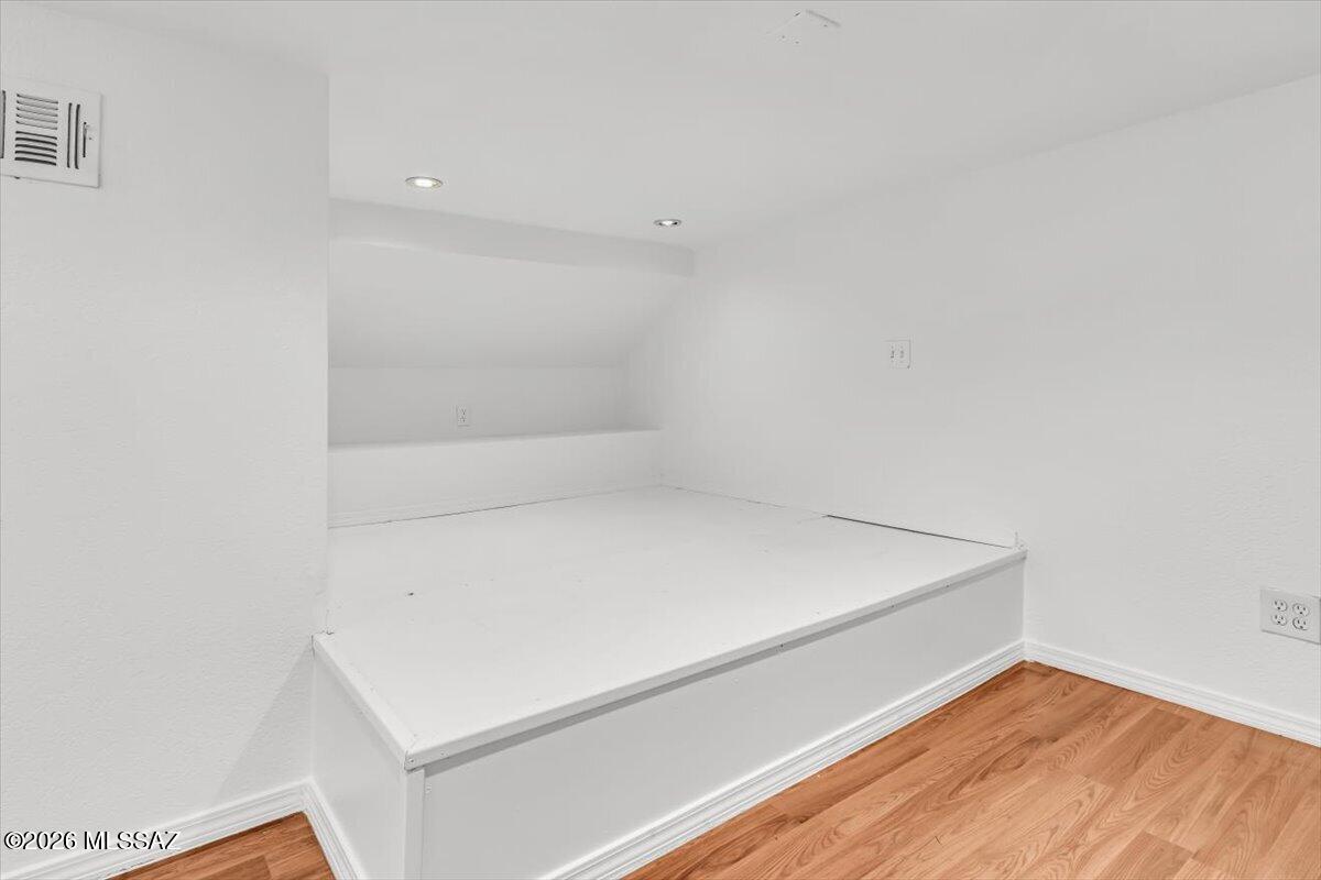 Coronado Place Condominiums II (Units 37-158) - Residential