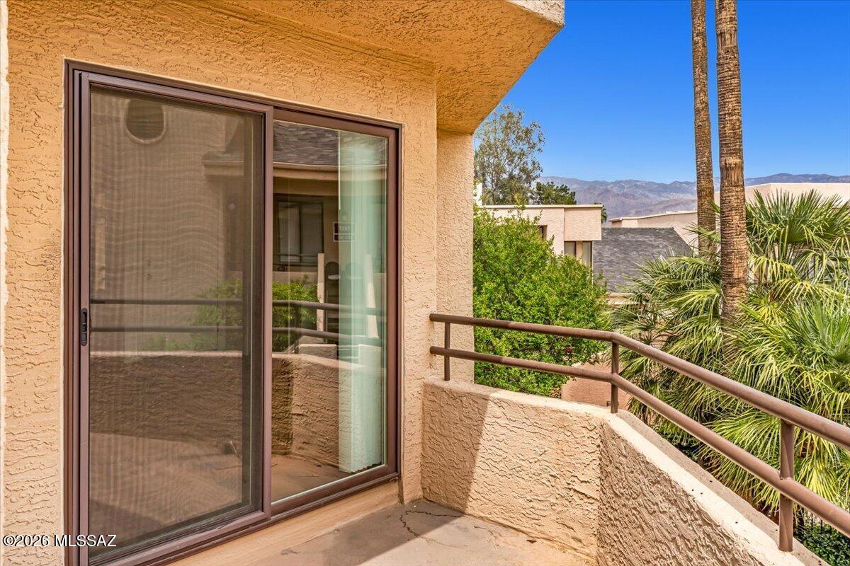 Coronado Place Condominiums II (Units 37-158) - Residential