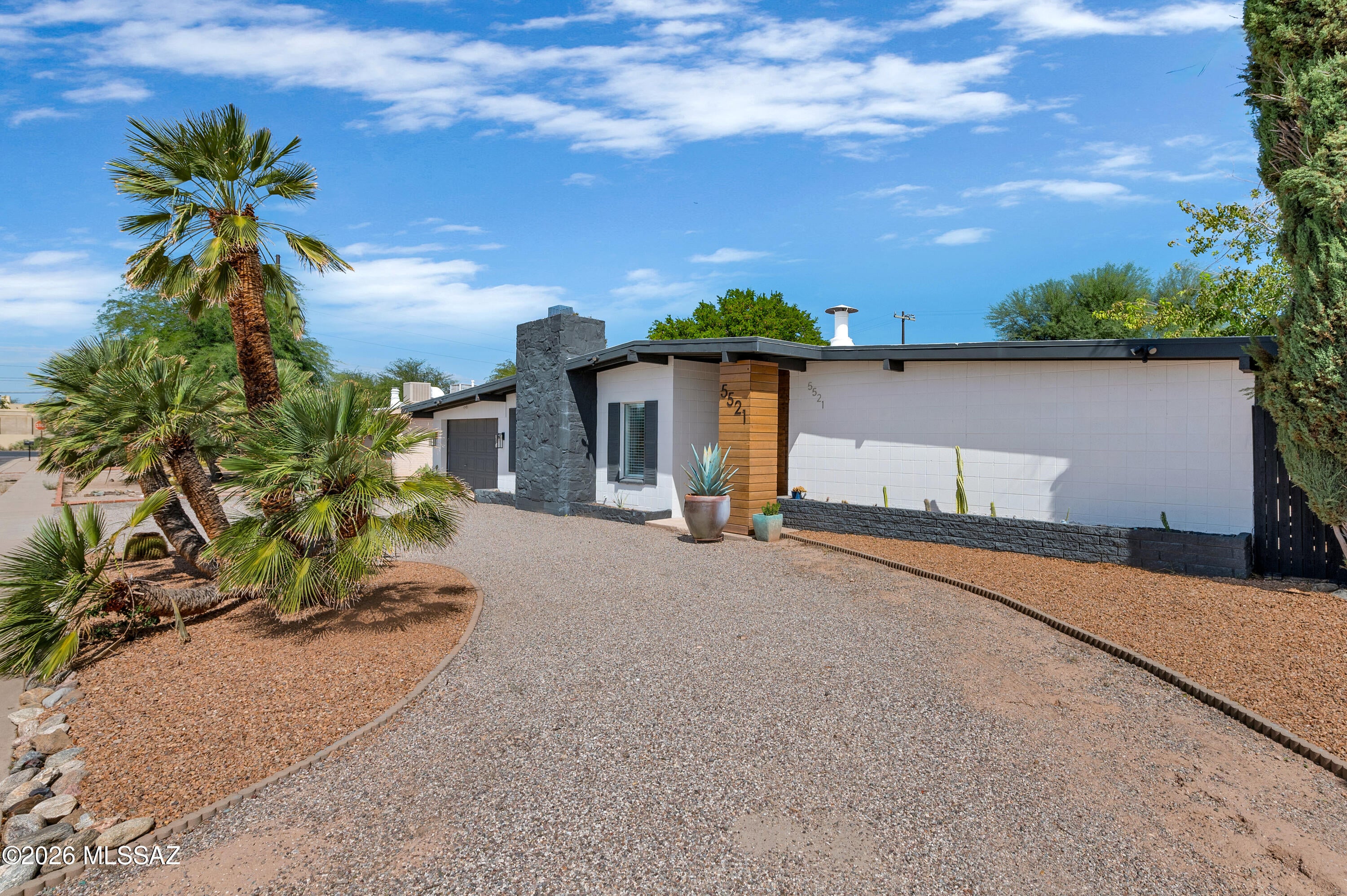 Carlos Terrace - Residential