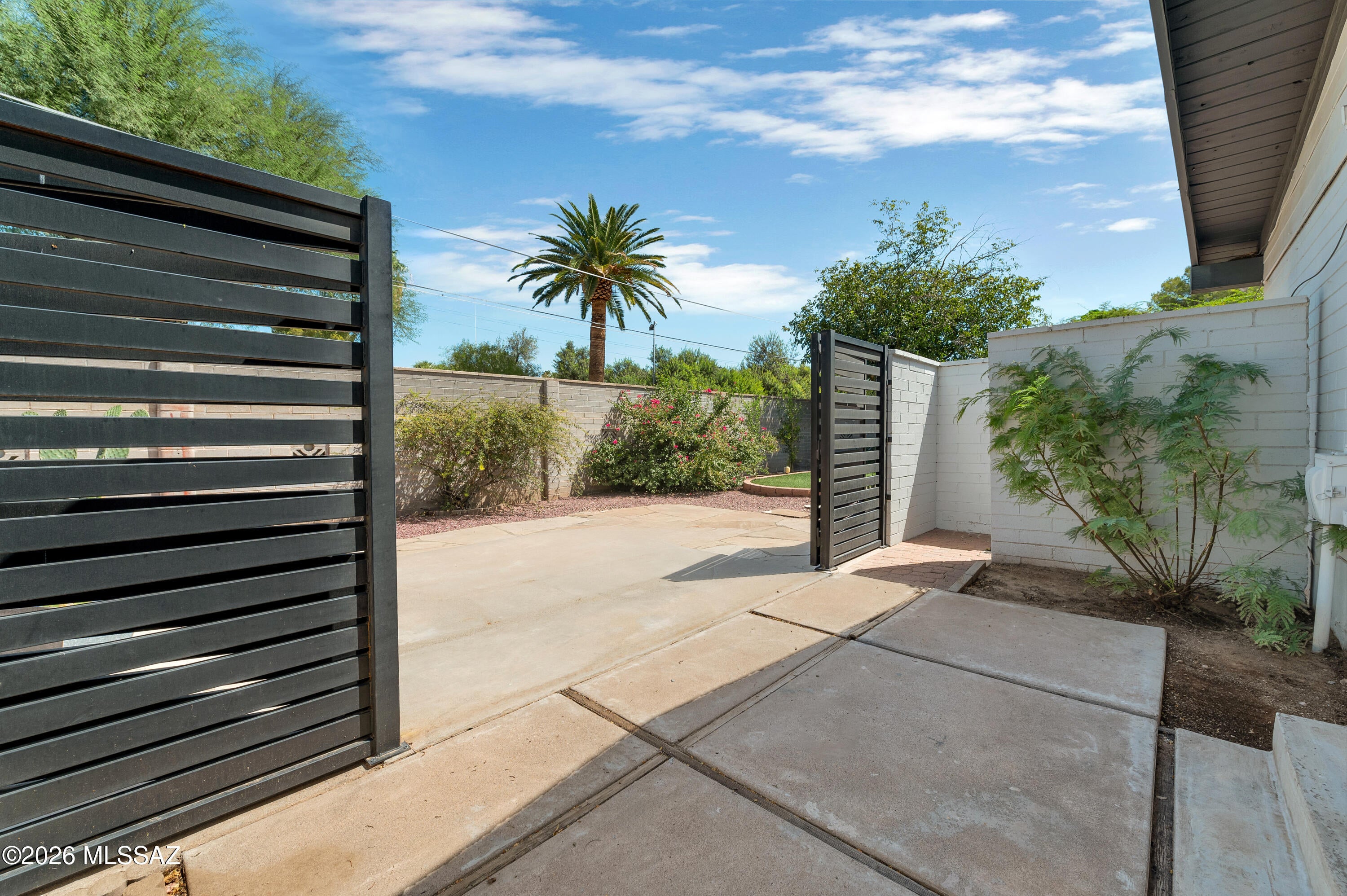 Carlos Terrace - Residential