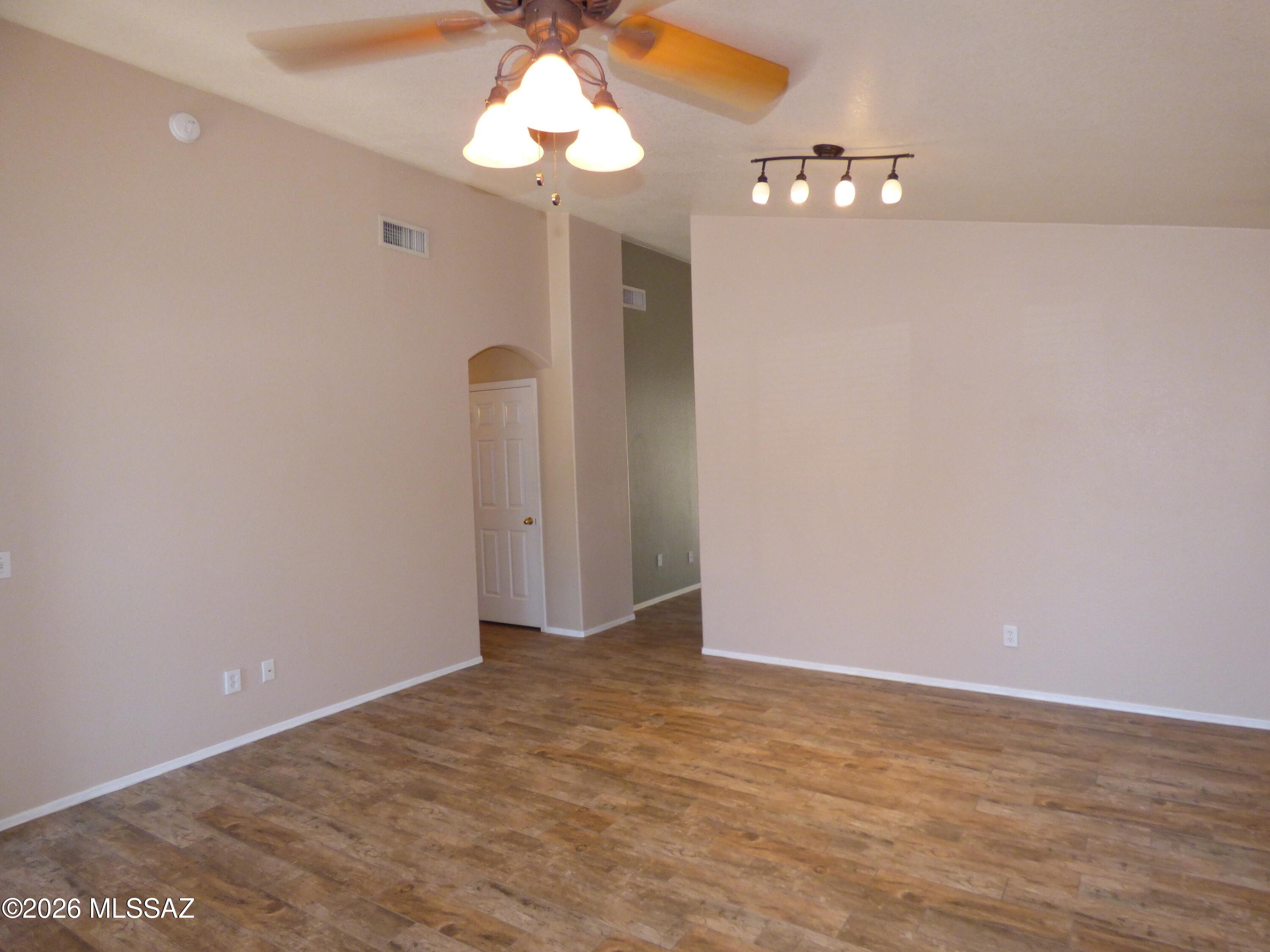 The Villages At Dove Mountain (114-234) - Residential Lease