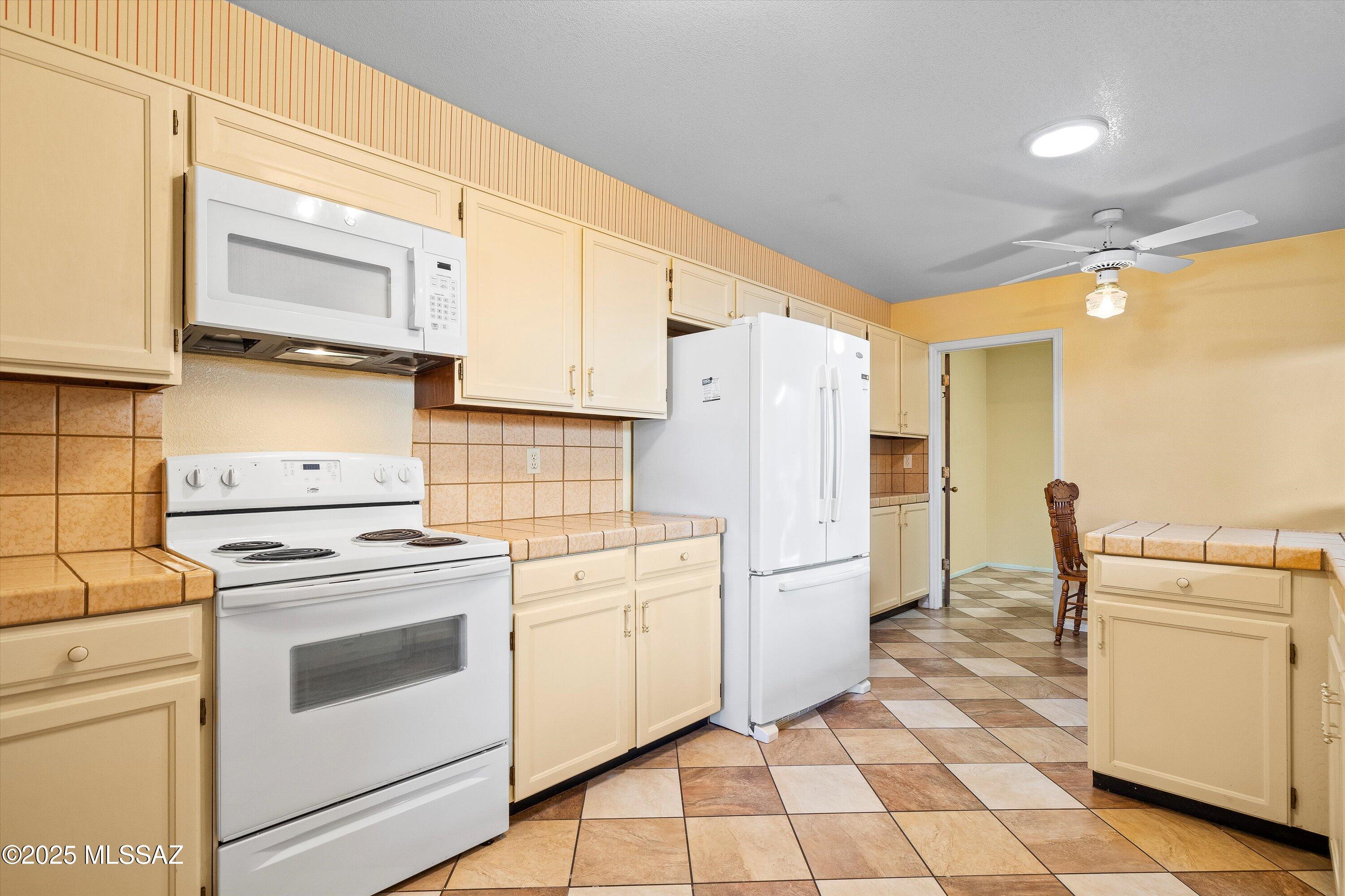 Dorado Cc Est - Residential