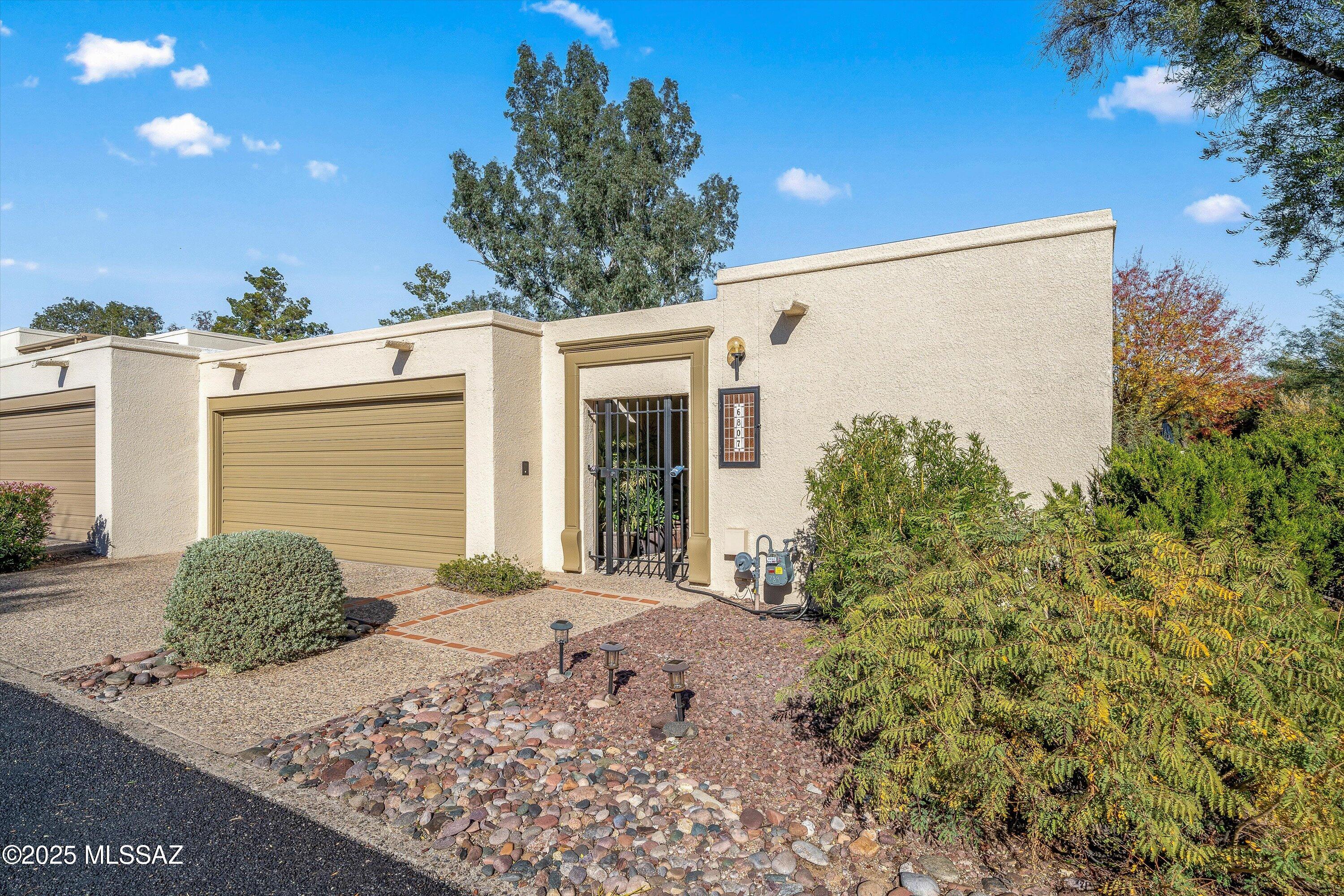 Dorado Cc Est - Residential