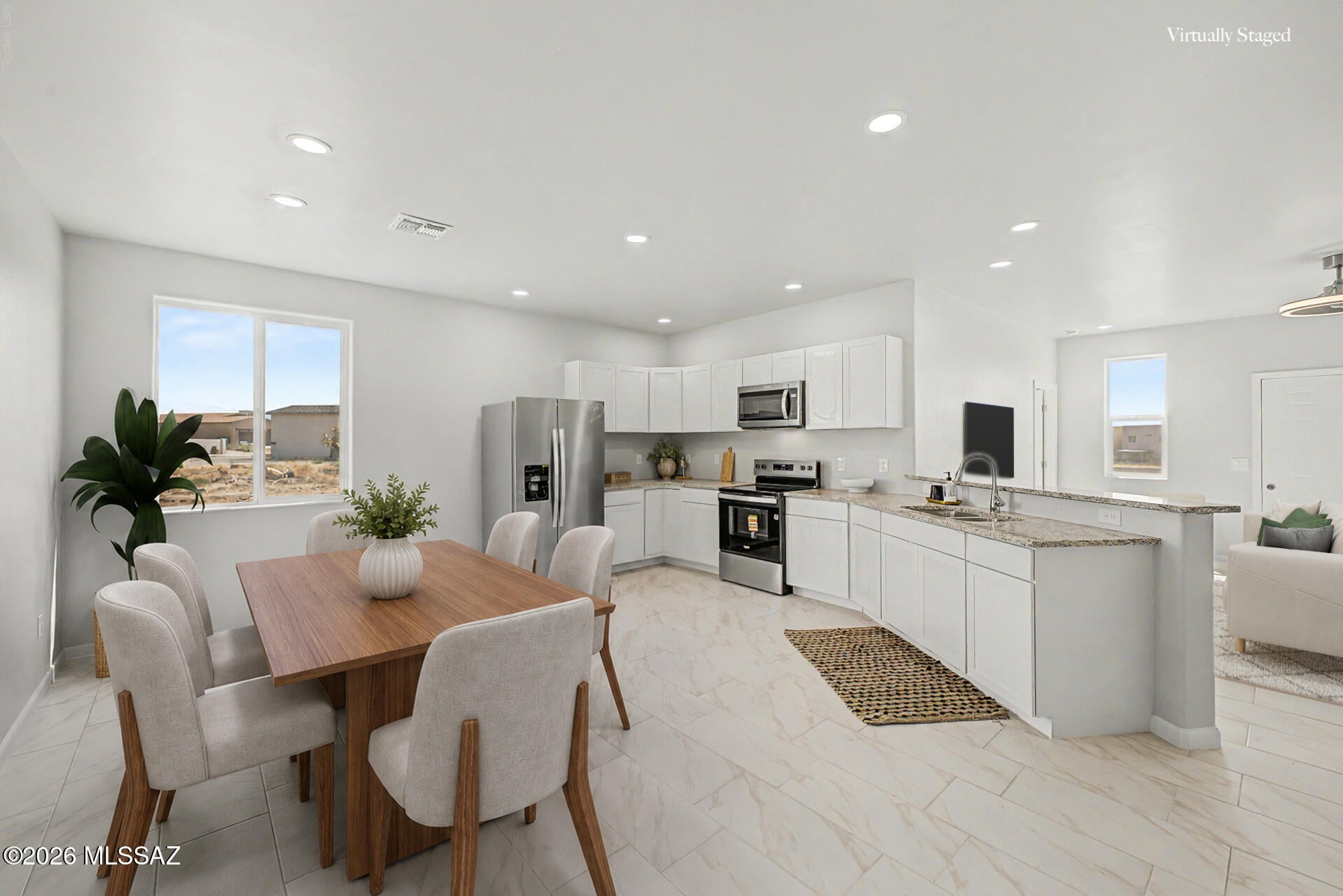 New Tucson Unit NO. 4 (1-203) - Residential