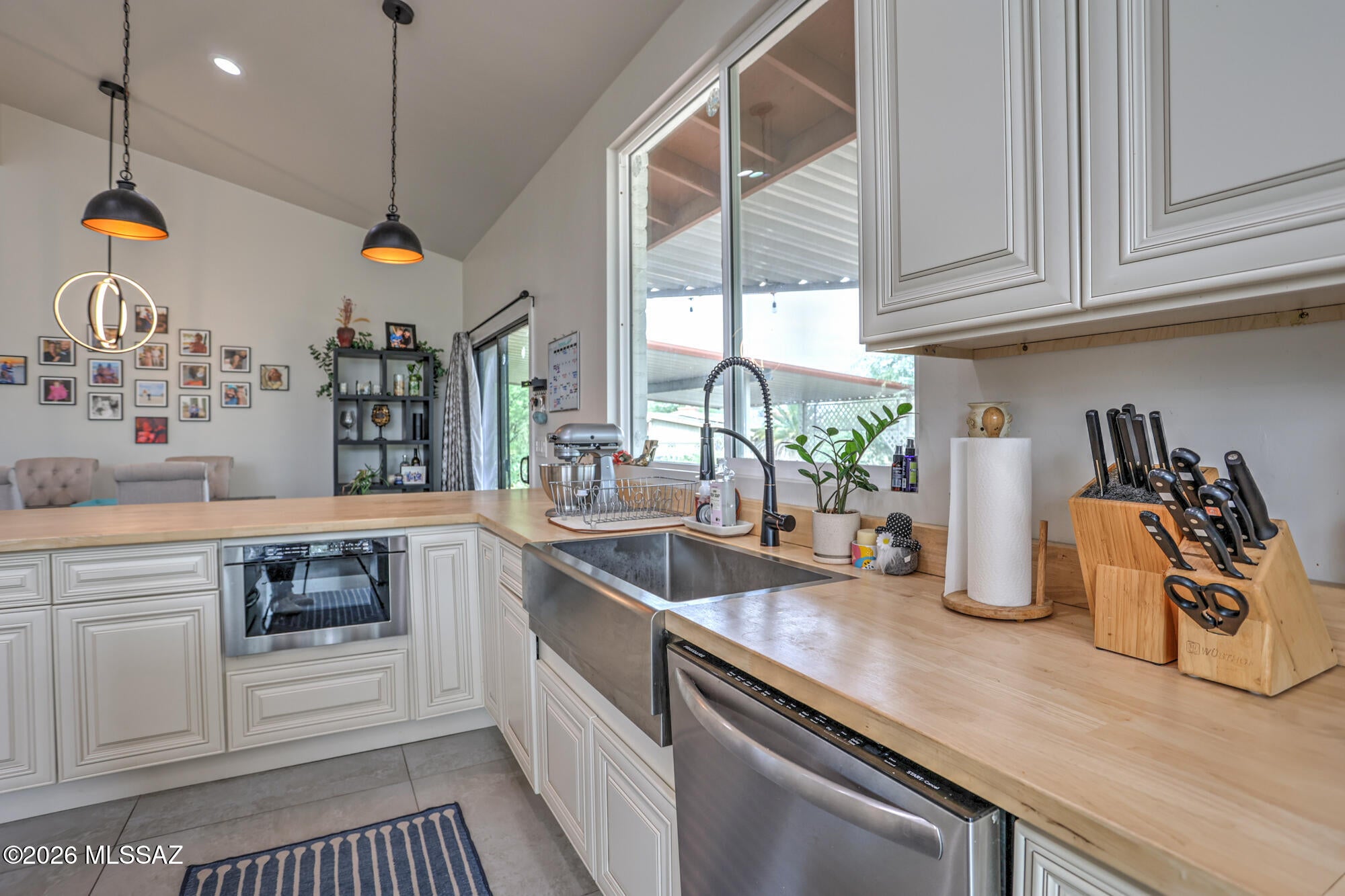 Casas Catalinas - Residential