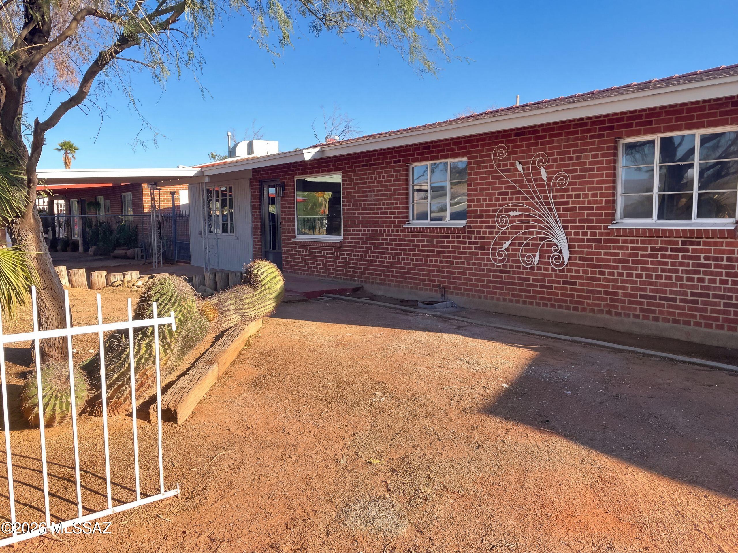 Country Club Park - Residential