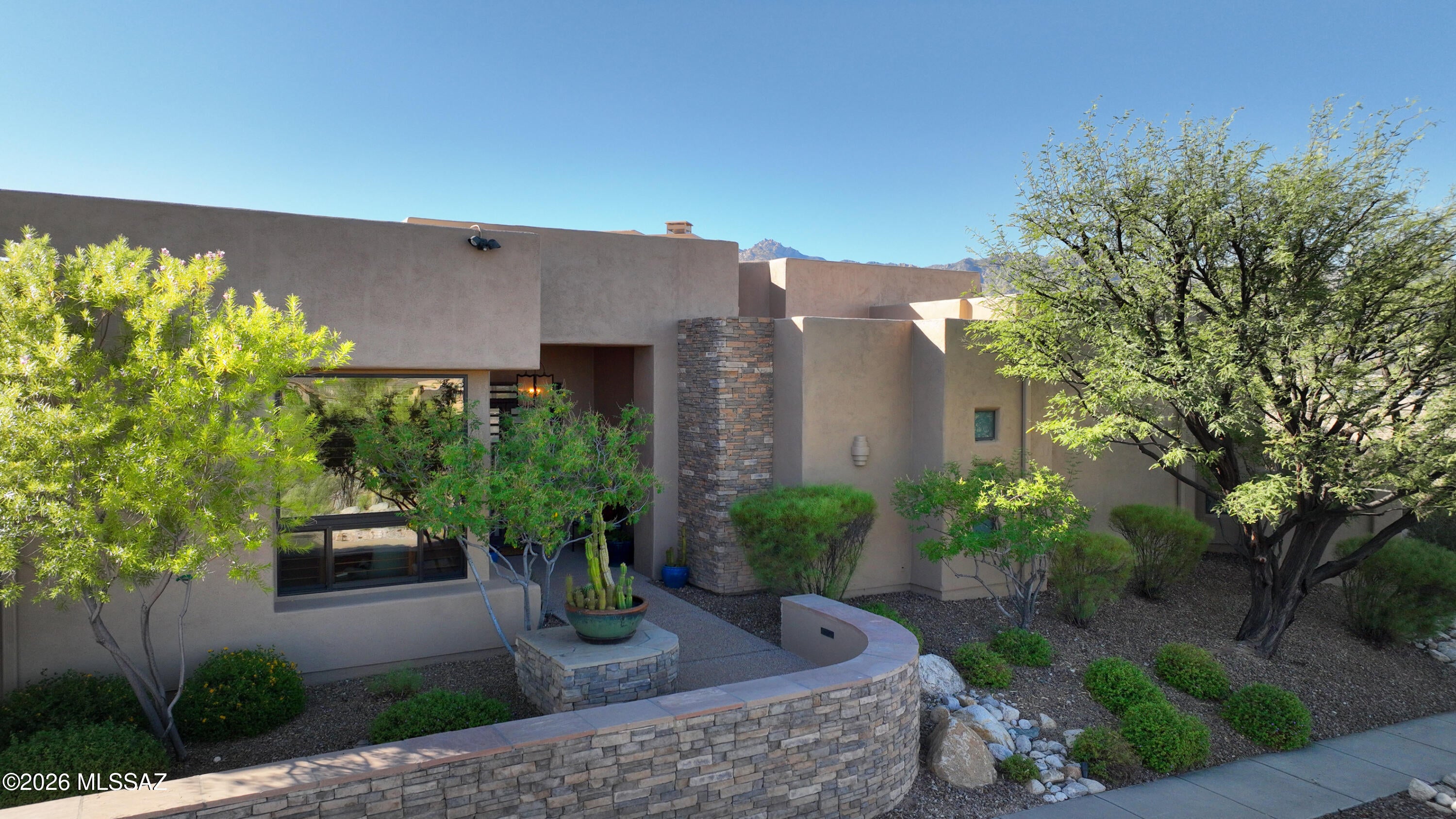 Sabino Mountain (1-290) - Residential
