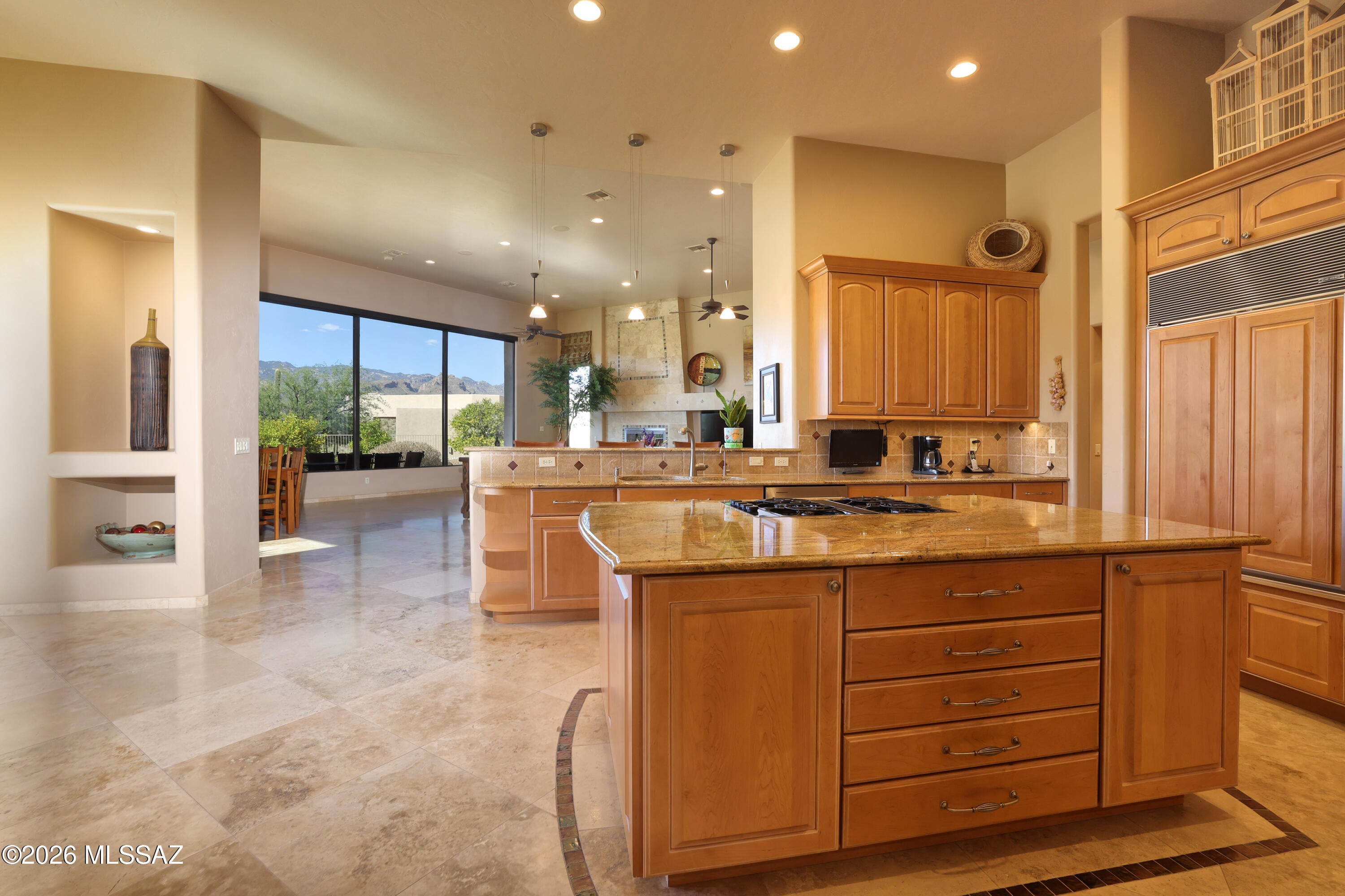 Sabino Mountain (1-290) - Residential
