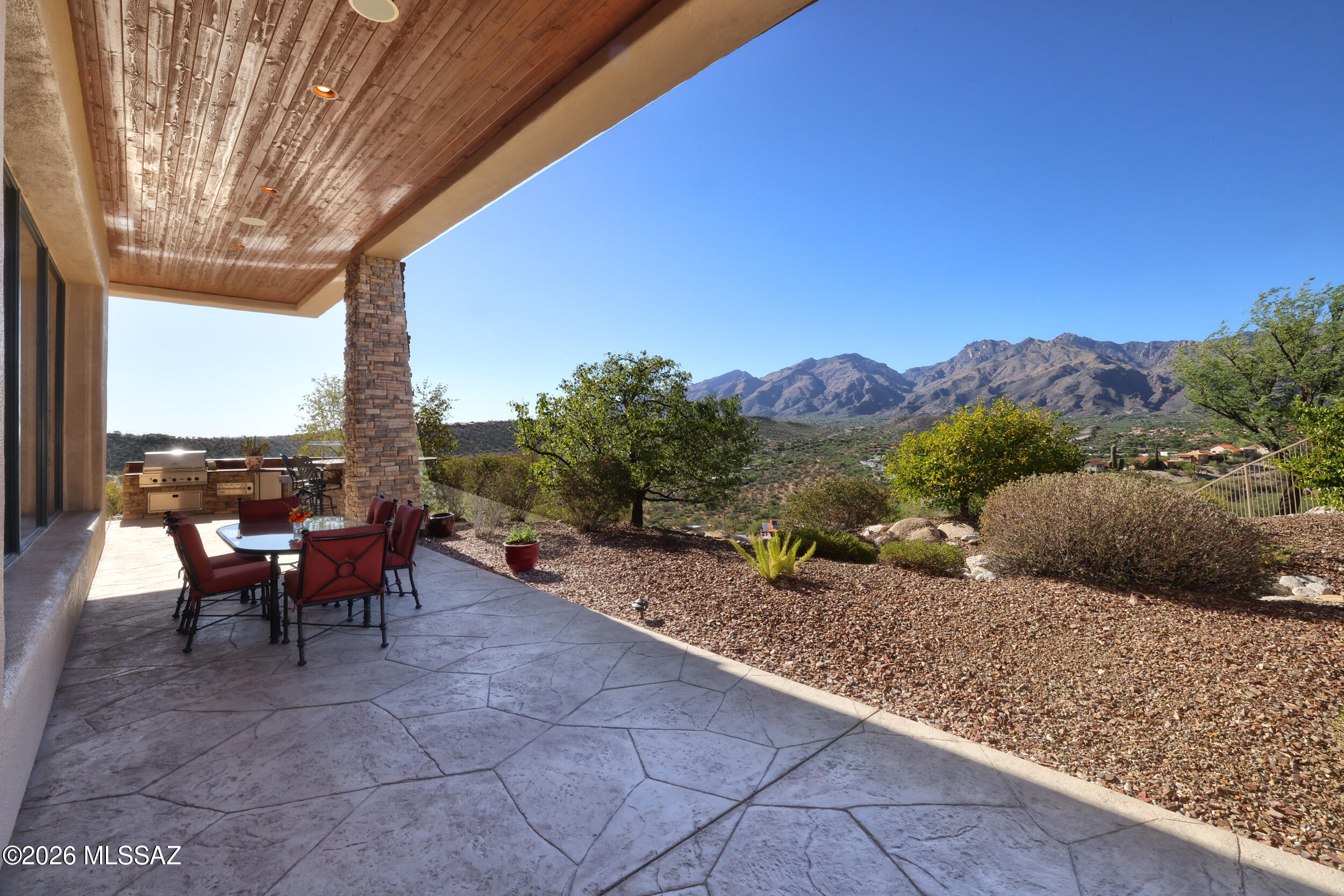 Sabino Mountain (1-290) - Residential