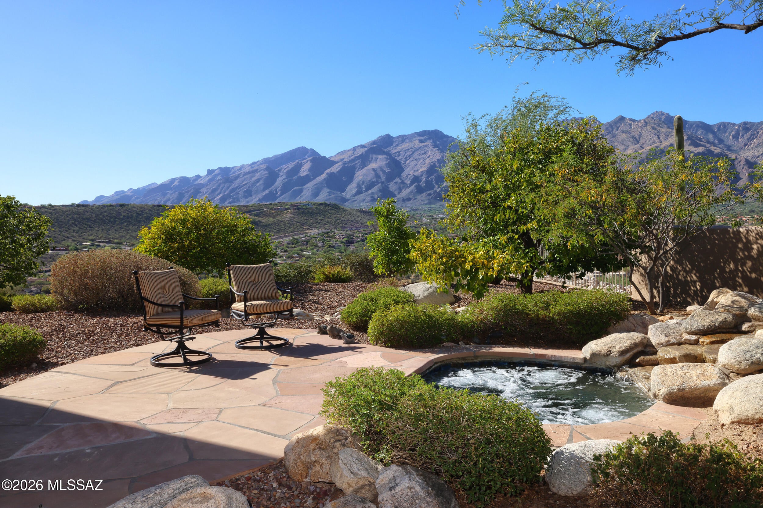Sabino Mountain (1-290) - Residential