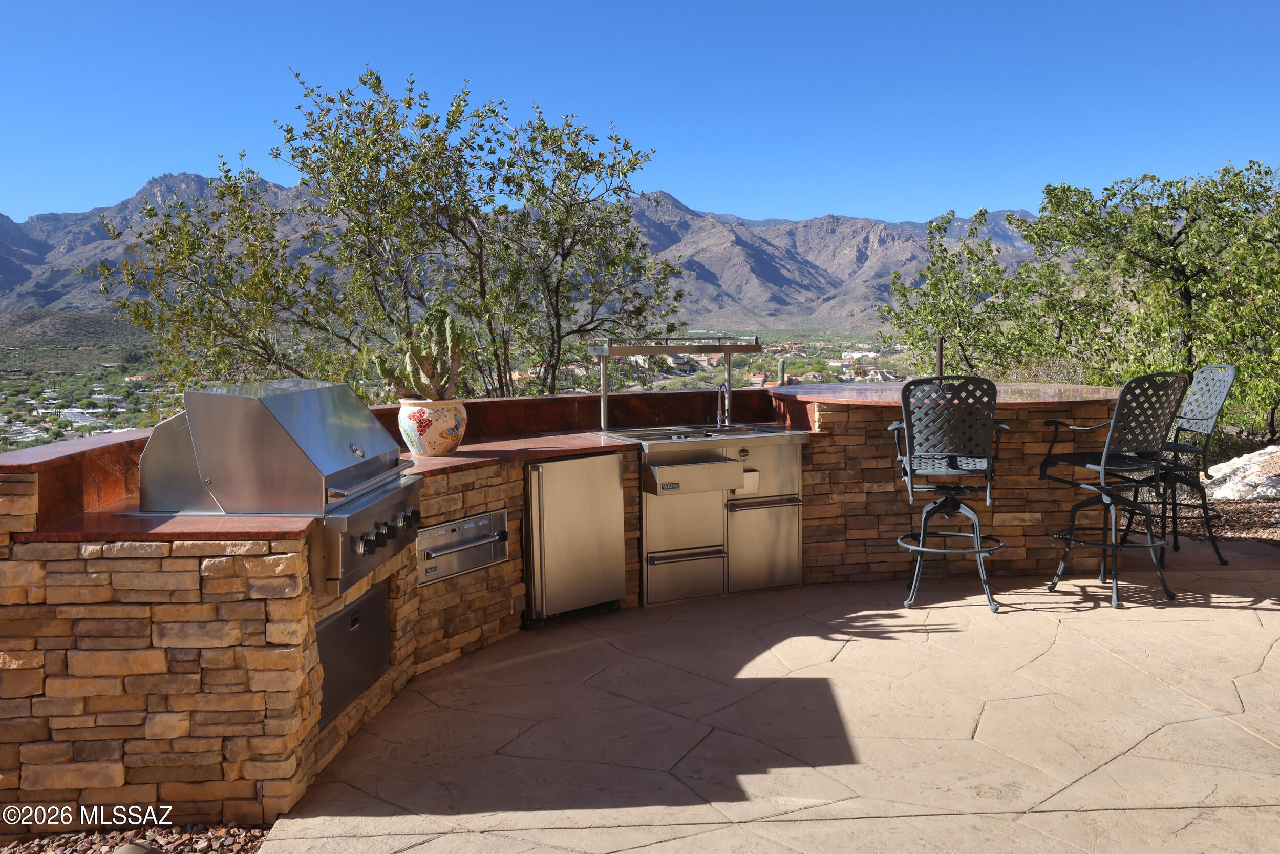 Sabino Mountain (1-290) - Residential