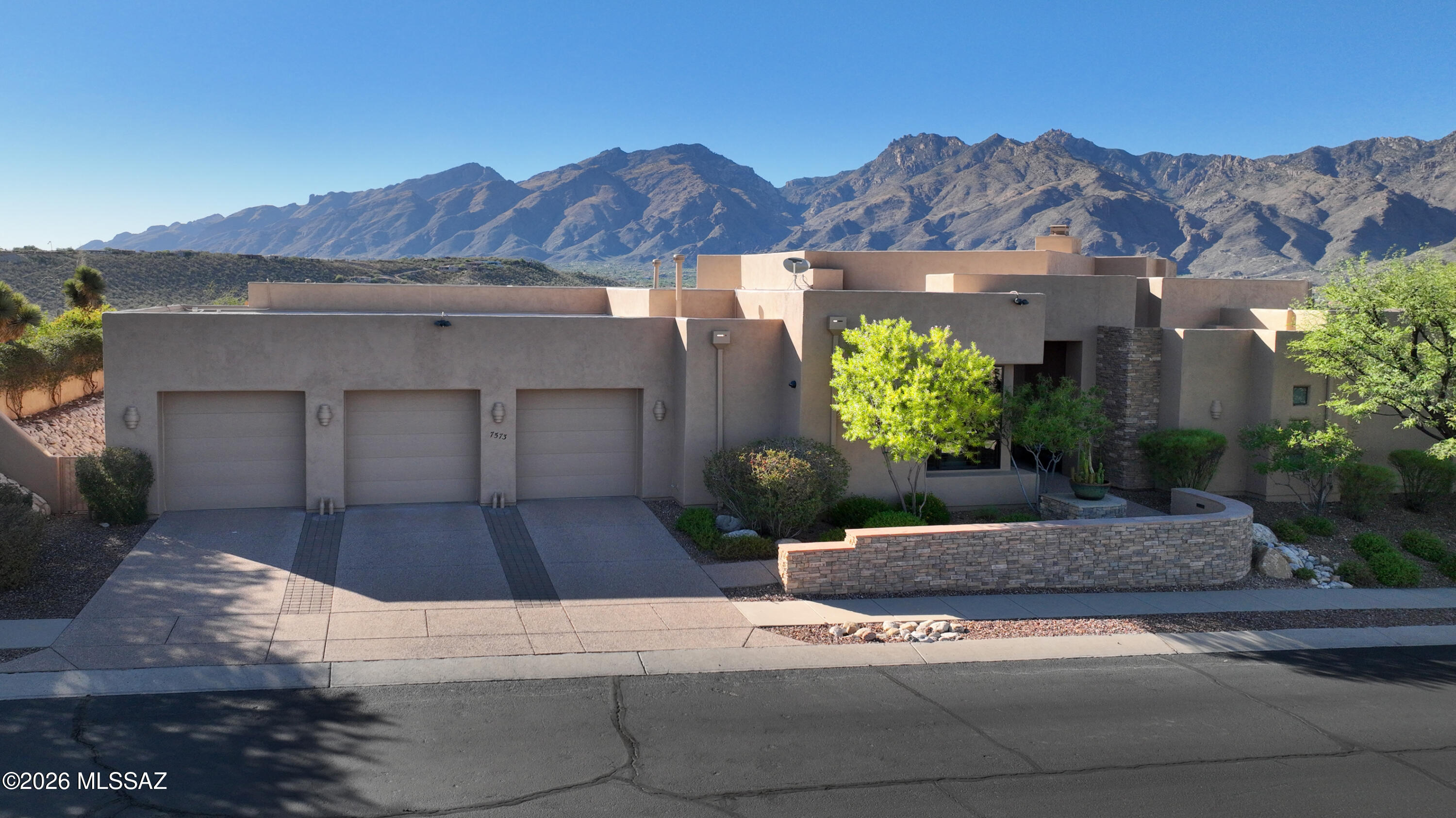 Sabino Mountain (1-290) - Residential