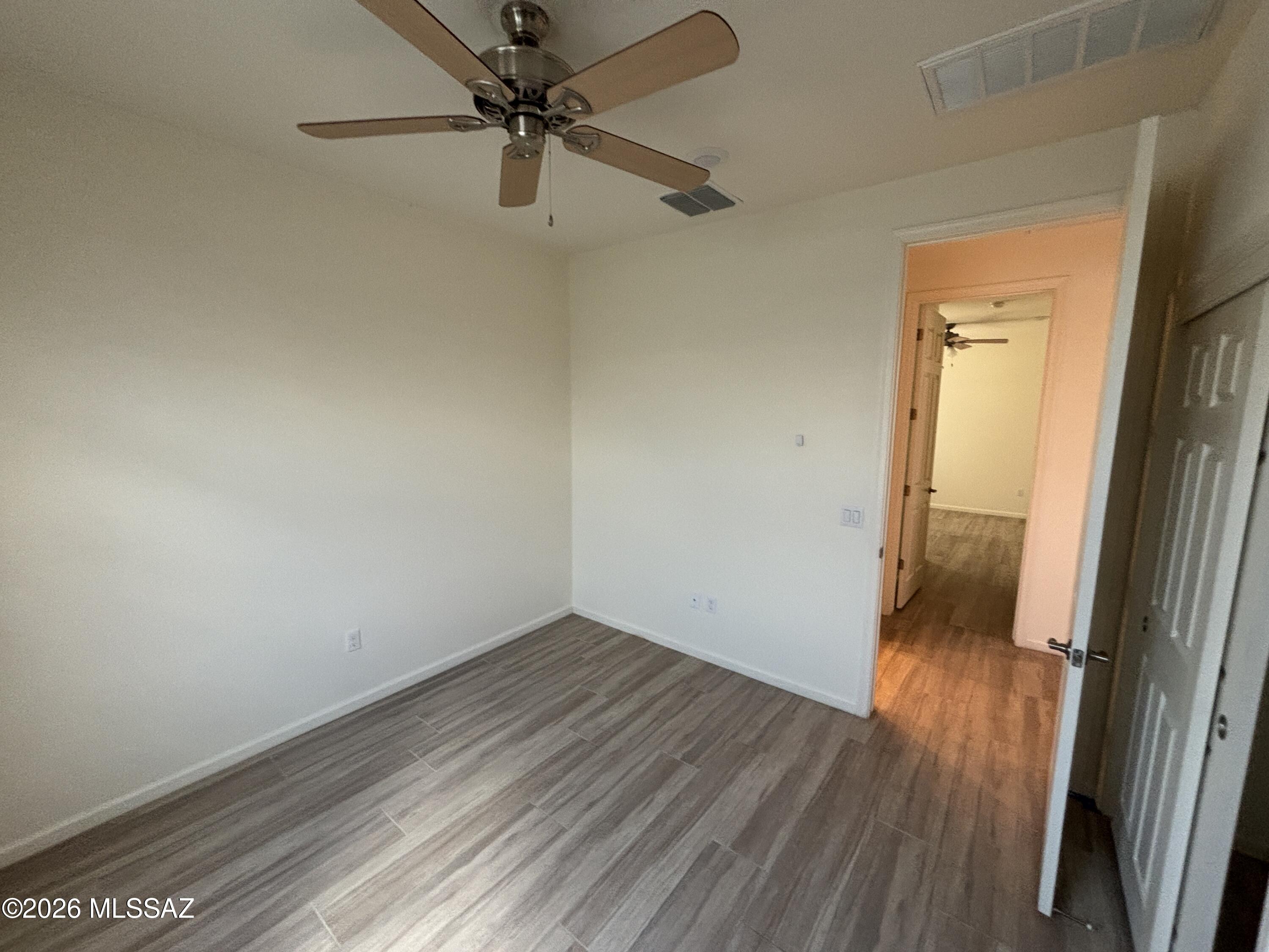 La Estancia De Tucson (1-330) - Residential Lease