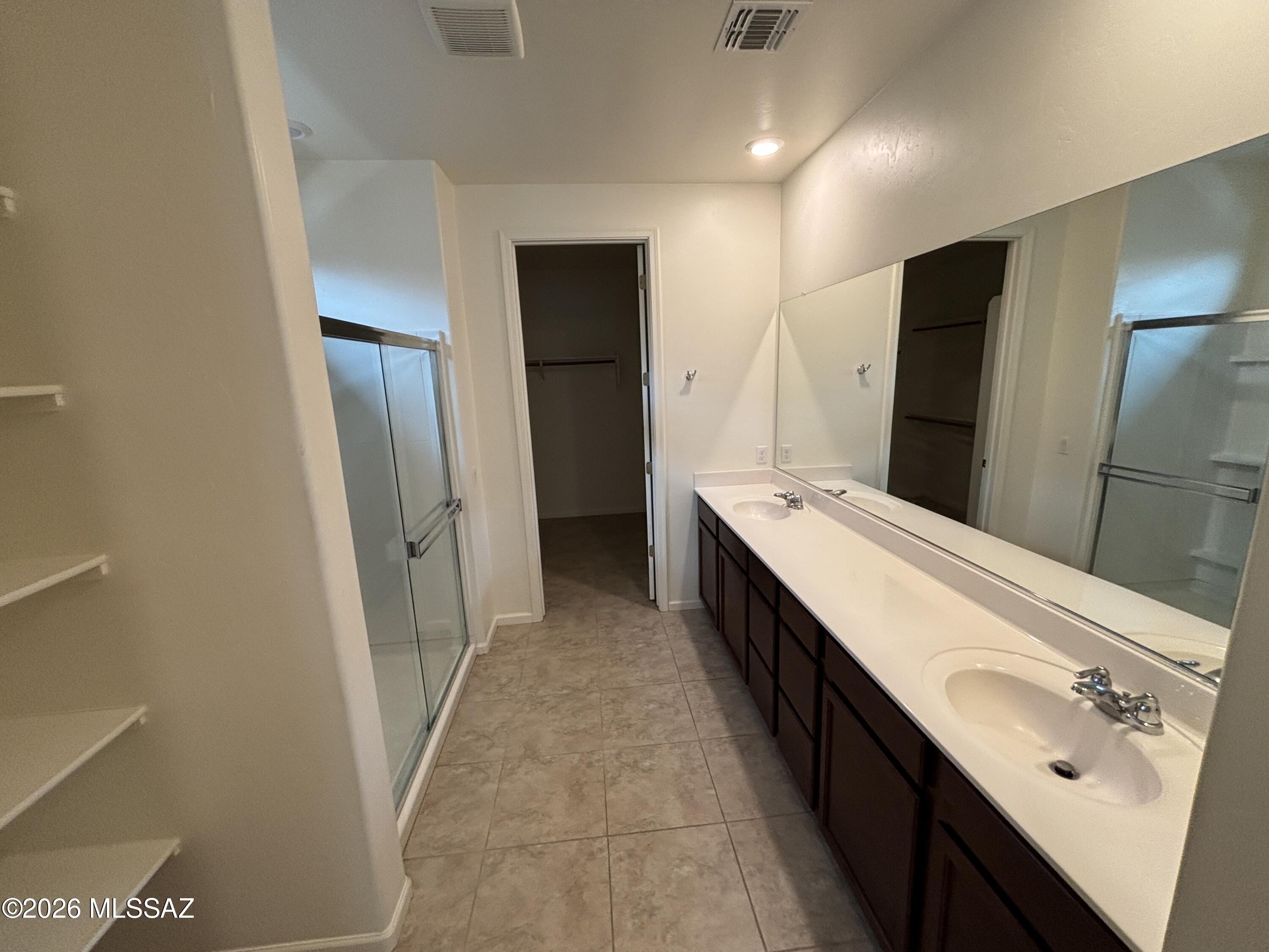 La Estancia De Tucson (1-330) - Residential Lease