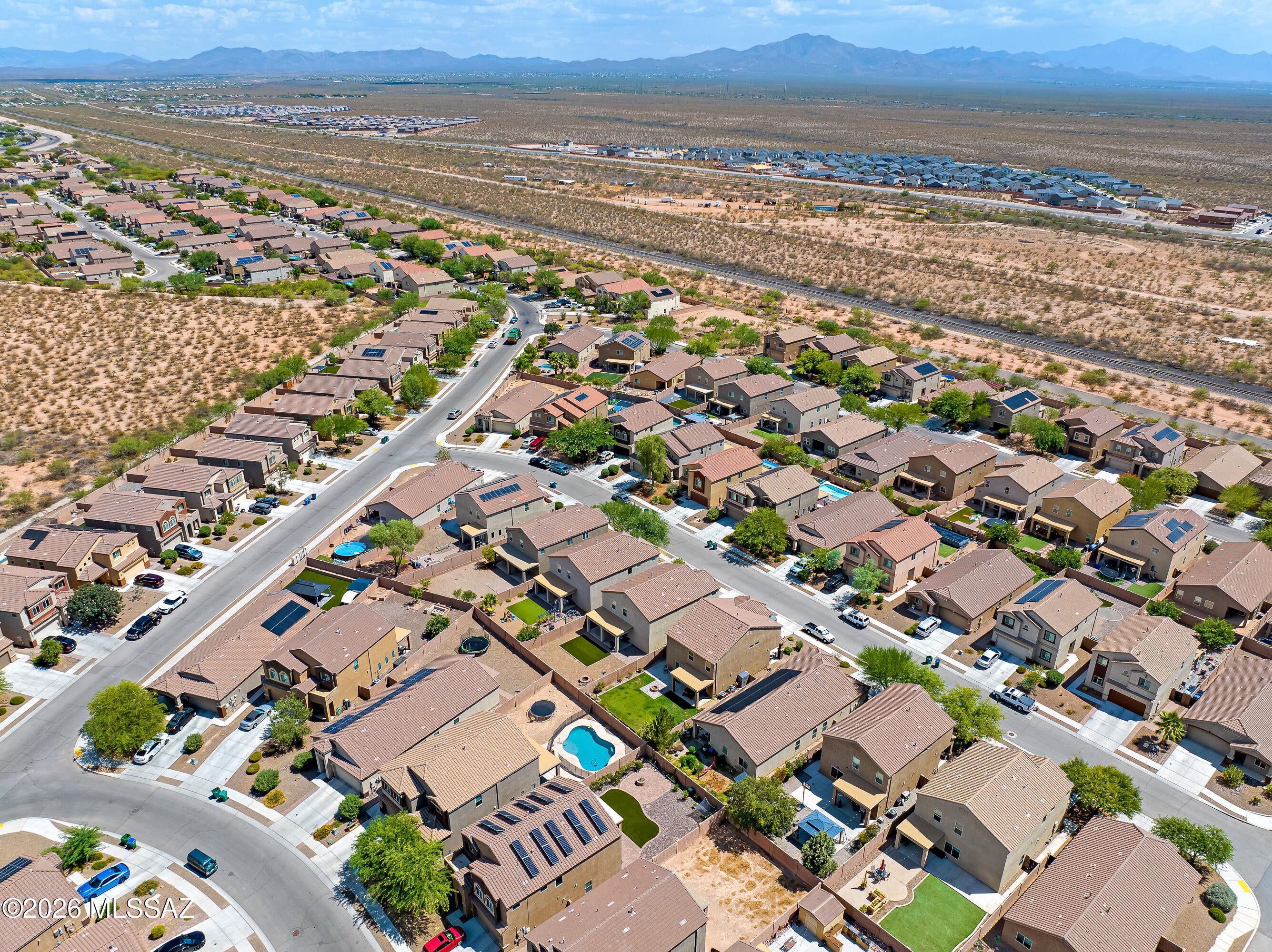 Vista Del Lago Norte SQ20140780198 - Residential