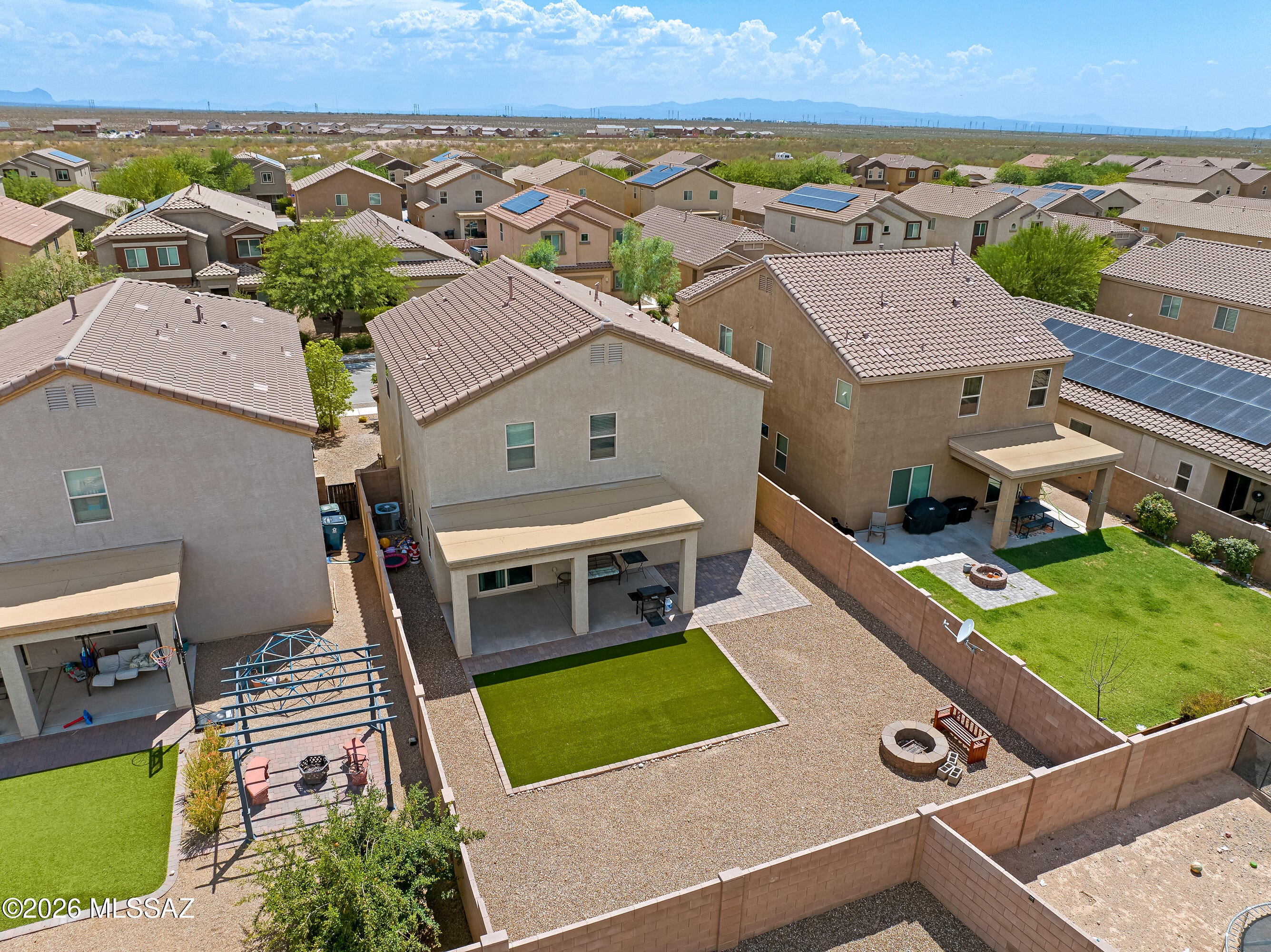 Vista Del Lago Norte SQ20140780198 - Residential