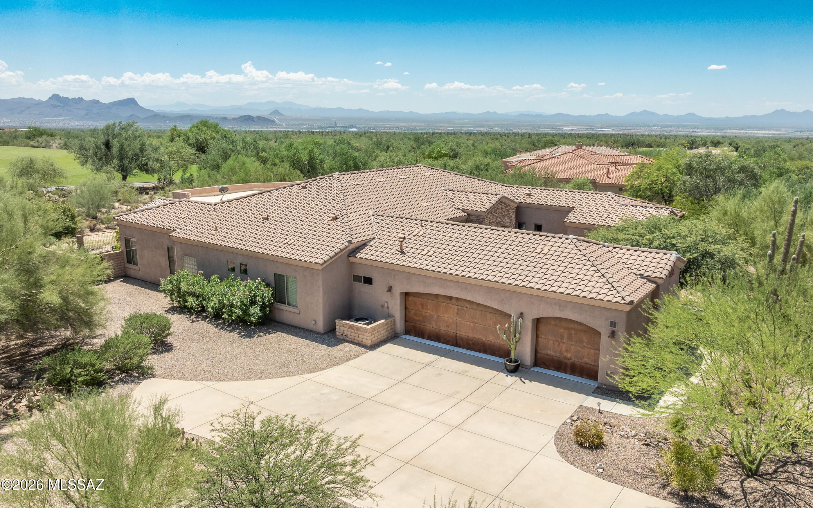 Dos Lagos at Dove Mountain (1-91) - Residential