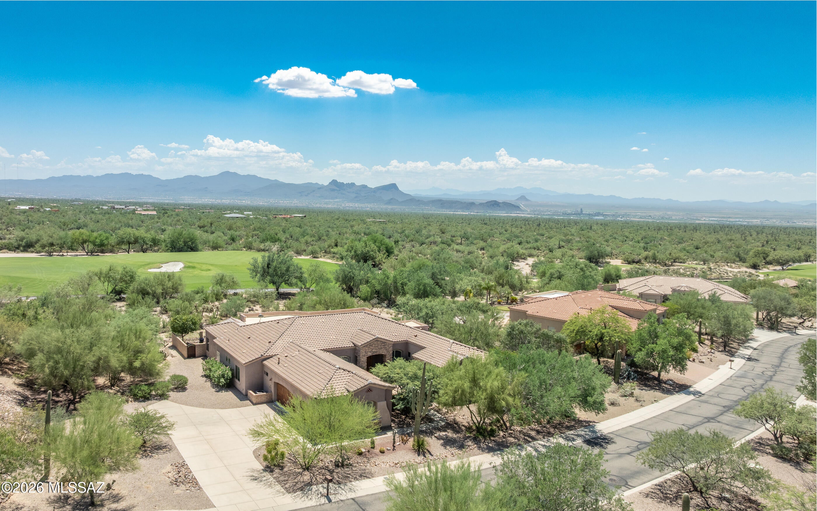 Dos Lagos at Dove Mountain (1-91) - Residential