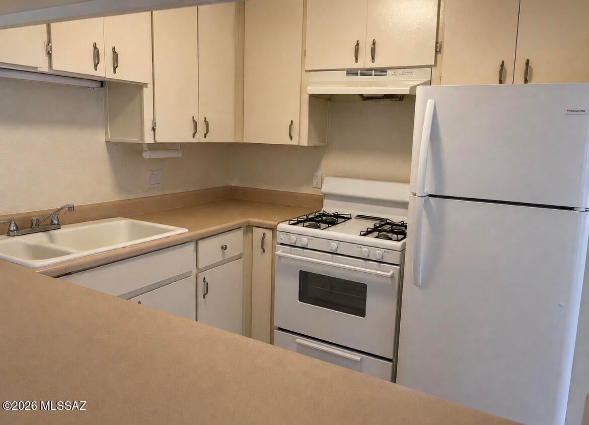 Langley Gardens Condominiums - Residential