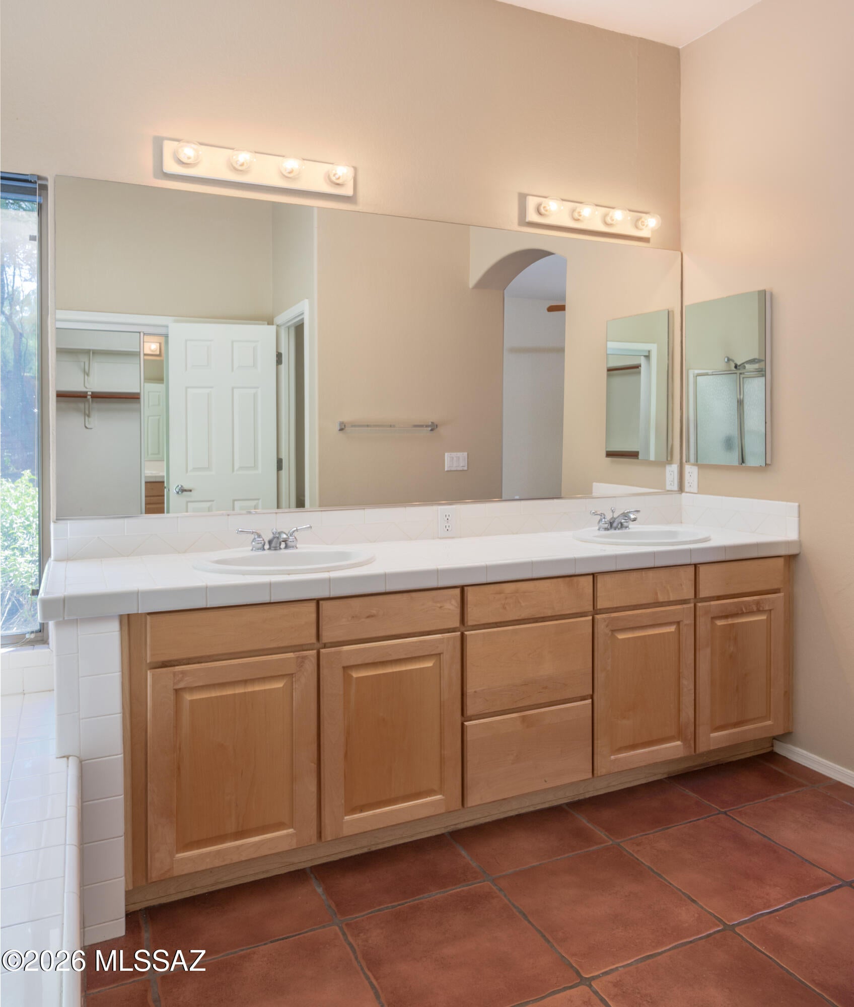 Montebella (1-42) - Residential