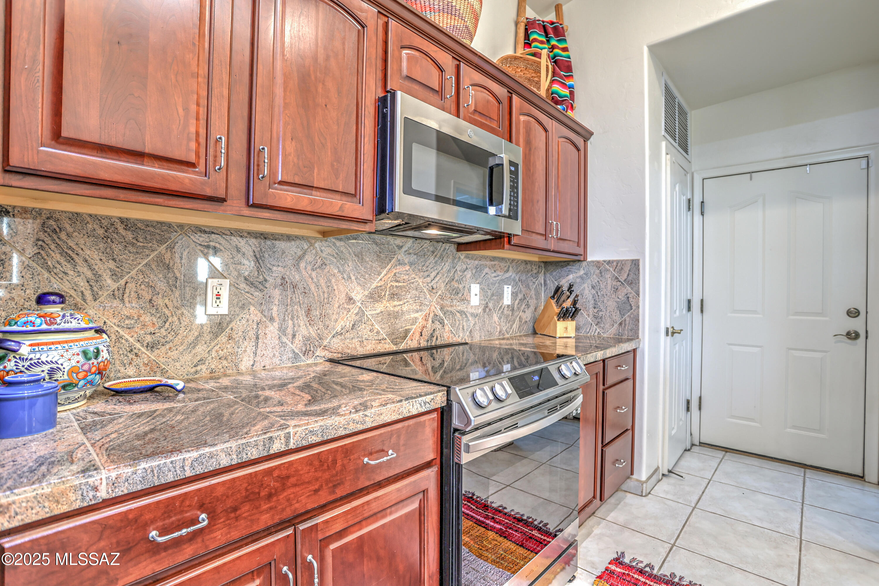 Bighorn Point At La Reserve (1-43) - Residential