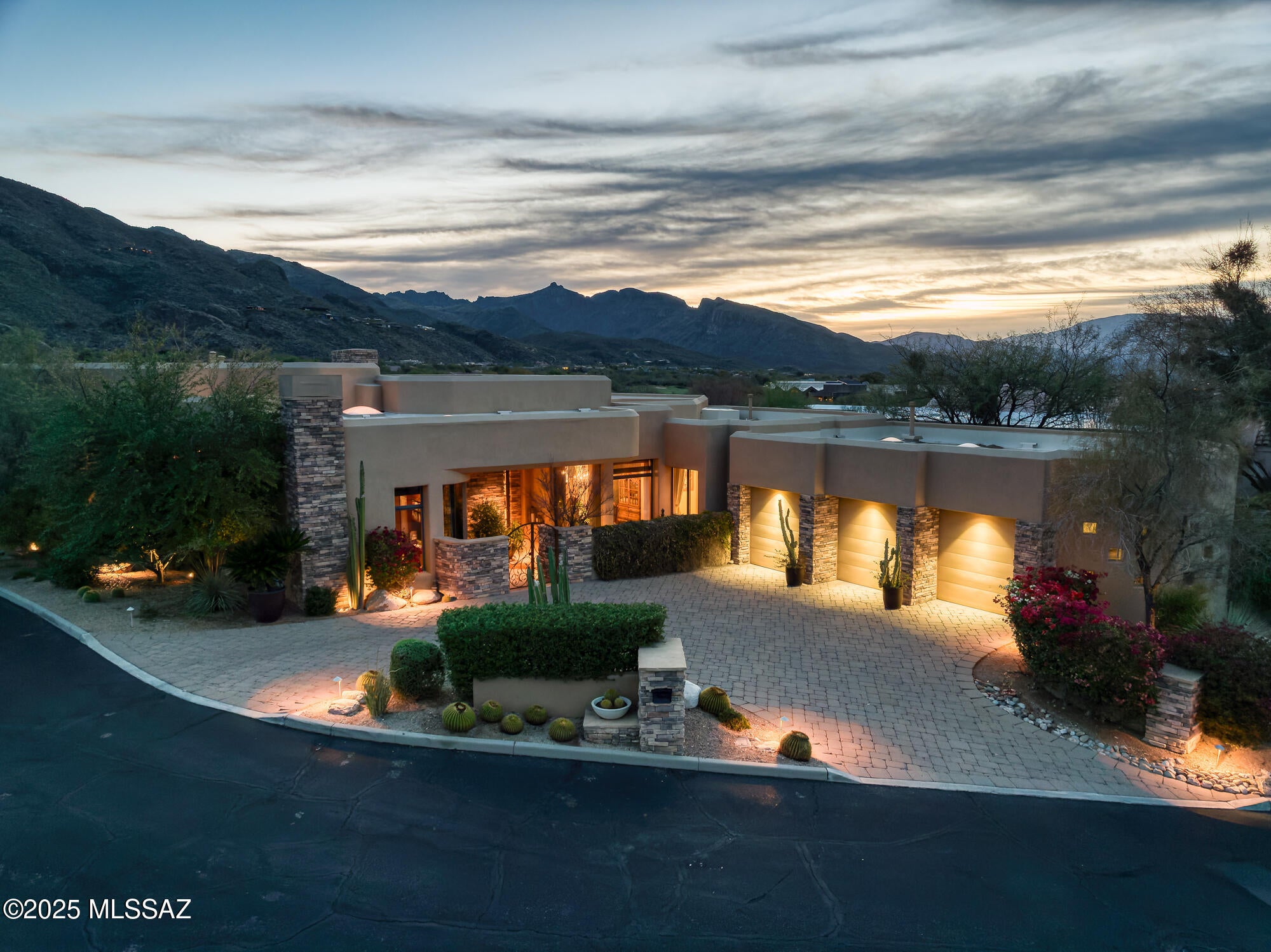 Whaleback Ridge Estates at Ventana Canyon (1-30) - Residential