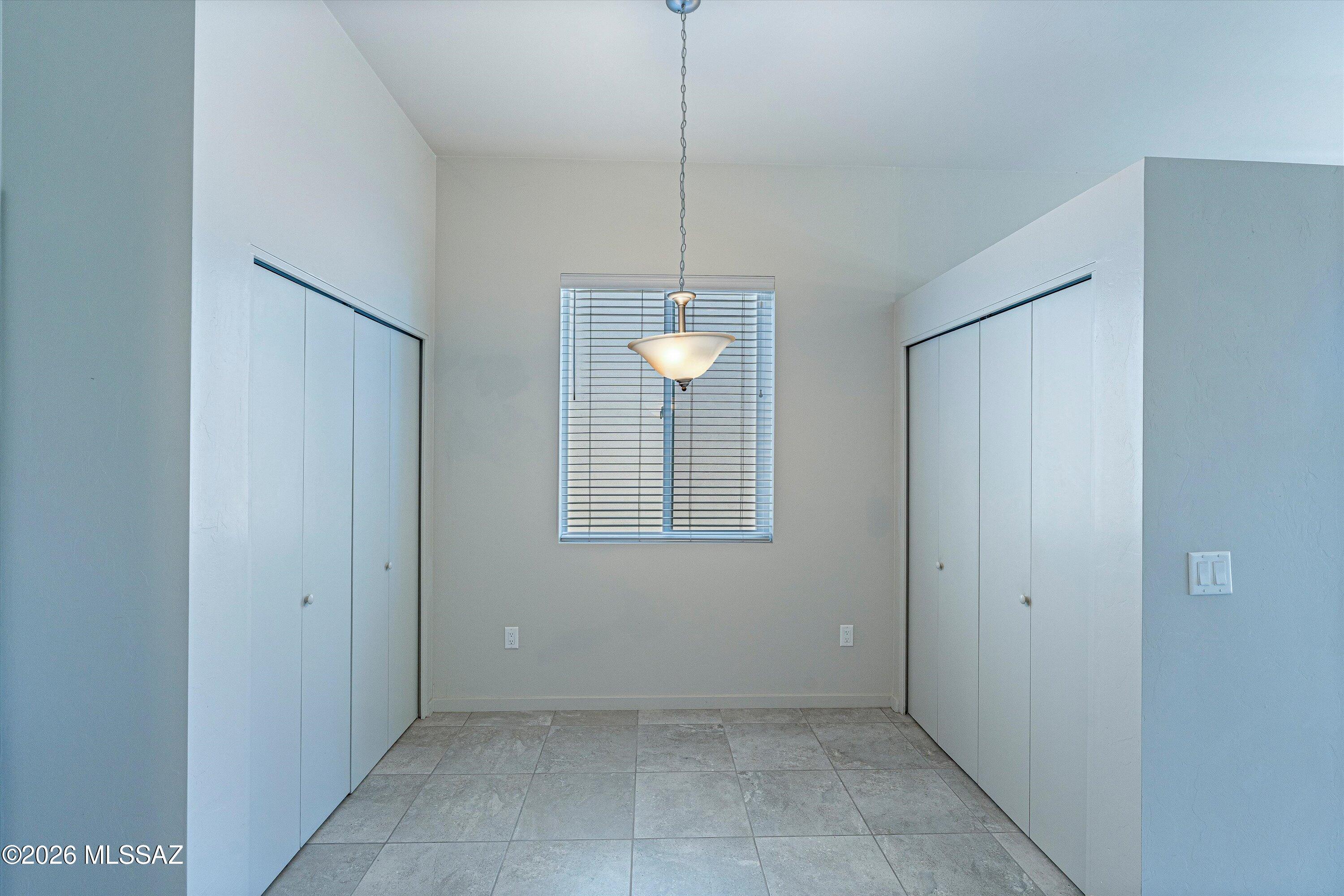 Elementary Place SQ20163230723 - Residential