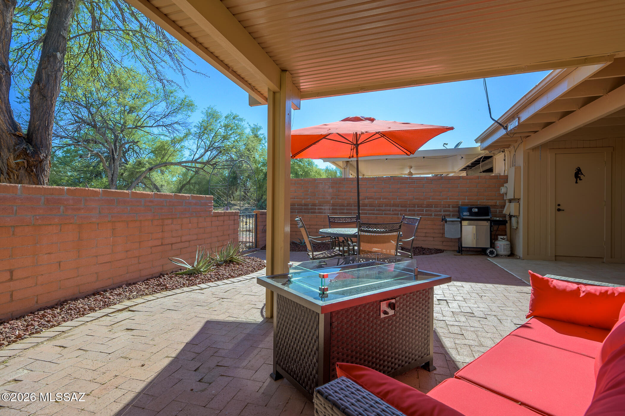 Green Valley Desert Meadows Townhouses (82-197) - Residential