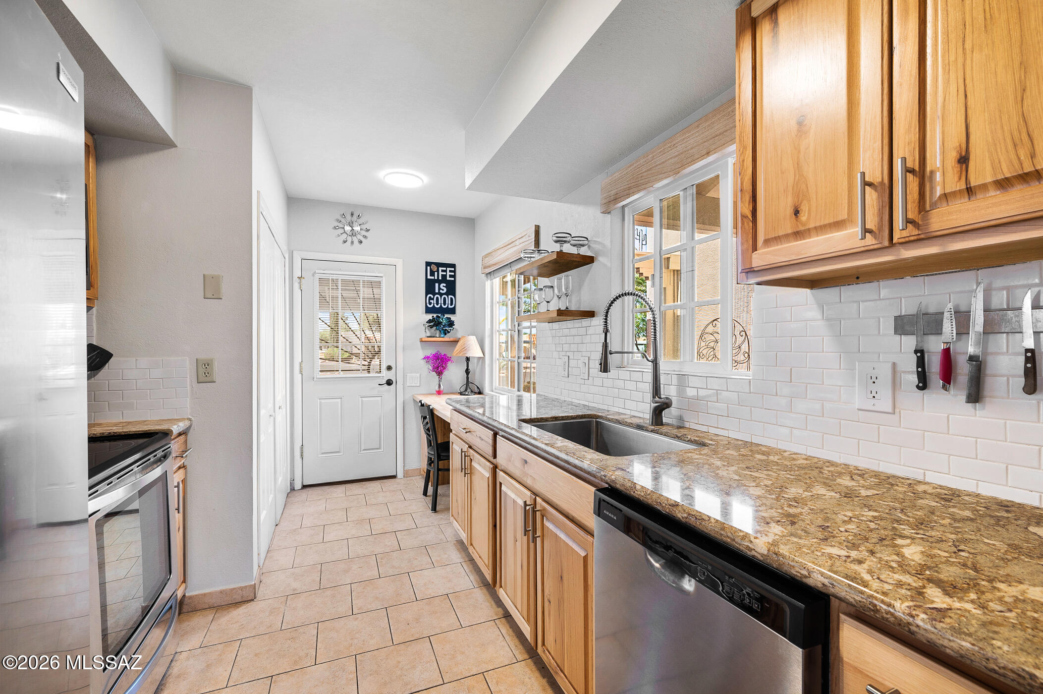 Green Valley Desert Meadows Townhouses (82-197) - Residential