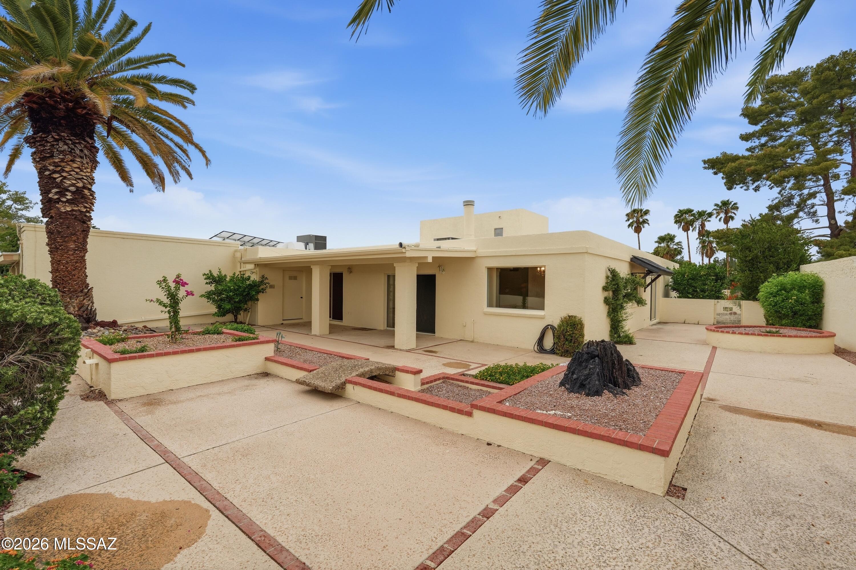 Casas Del Oro Norte (89-130) - Residential