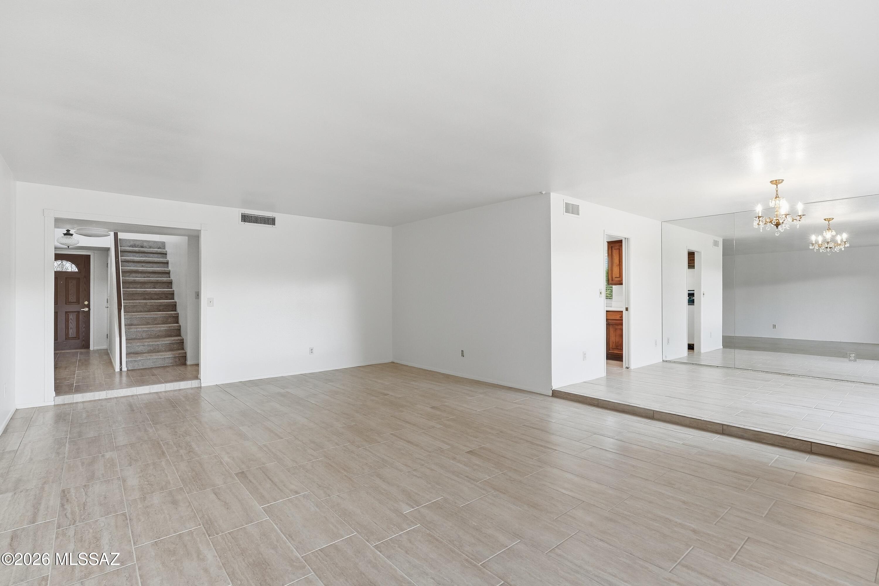 Casas Del Oro Norte (89-130) - Residential