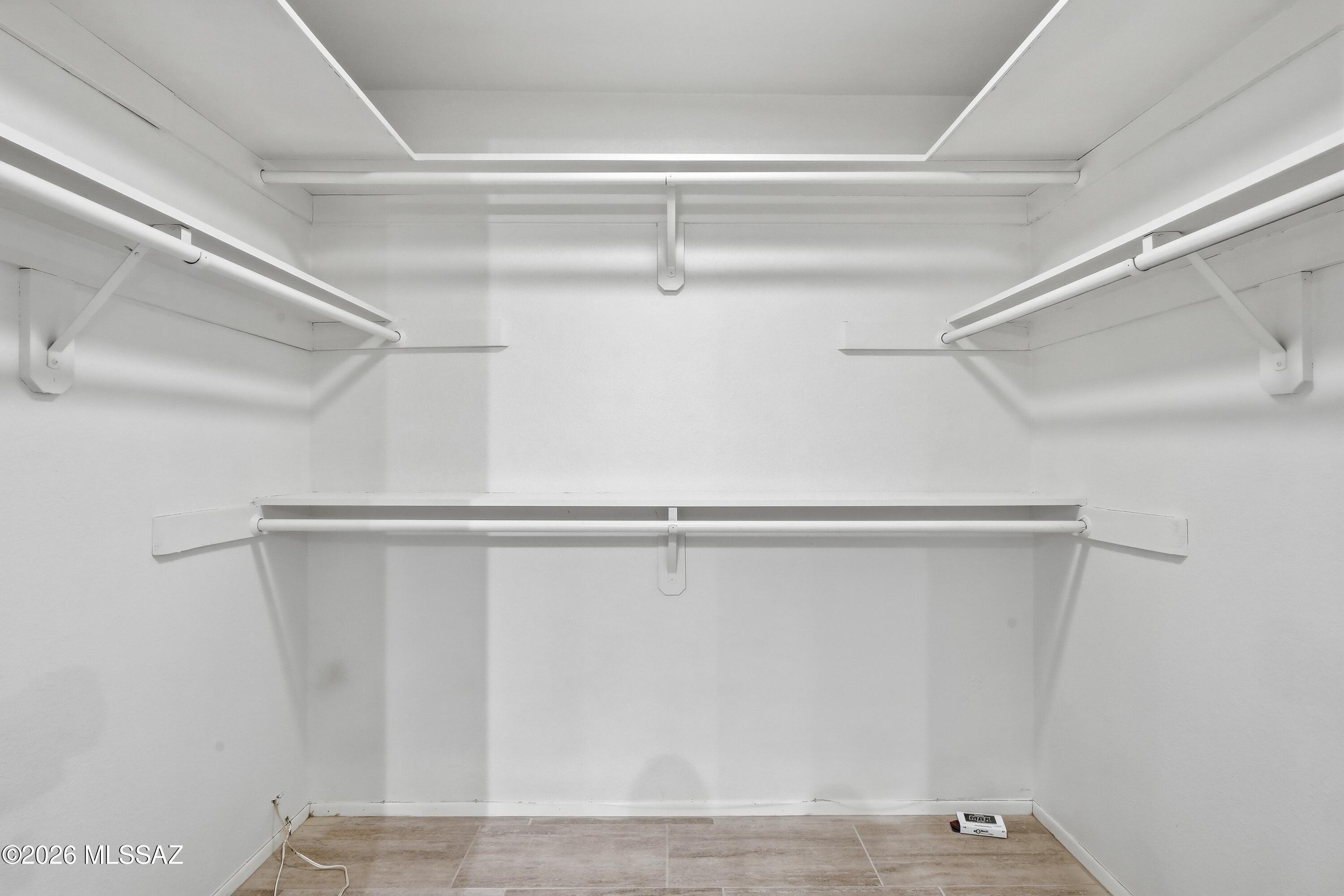 Casas Del Oro Norte (89-130) - Residential