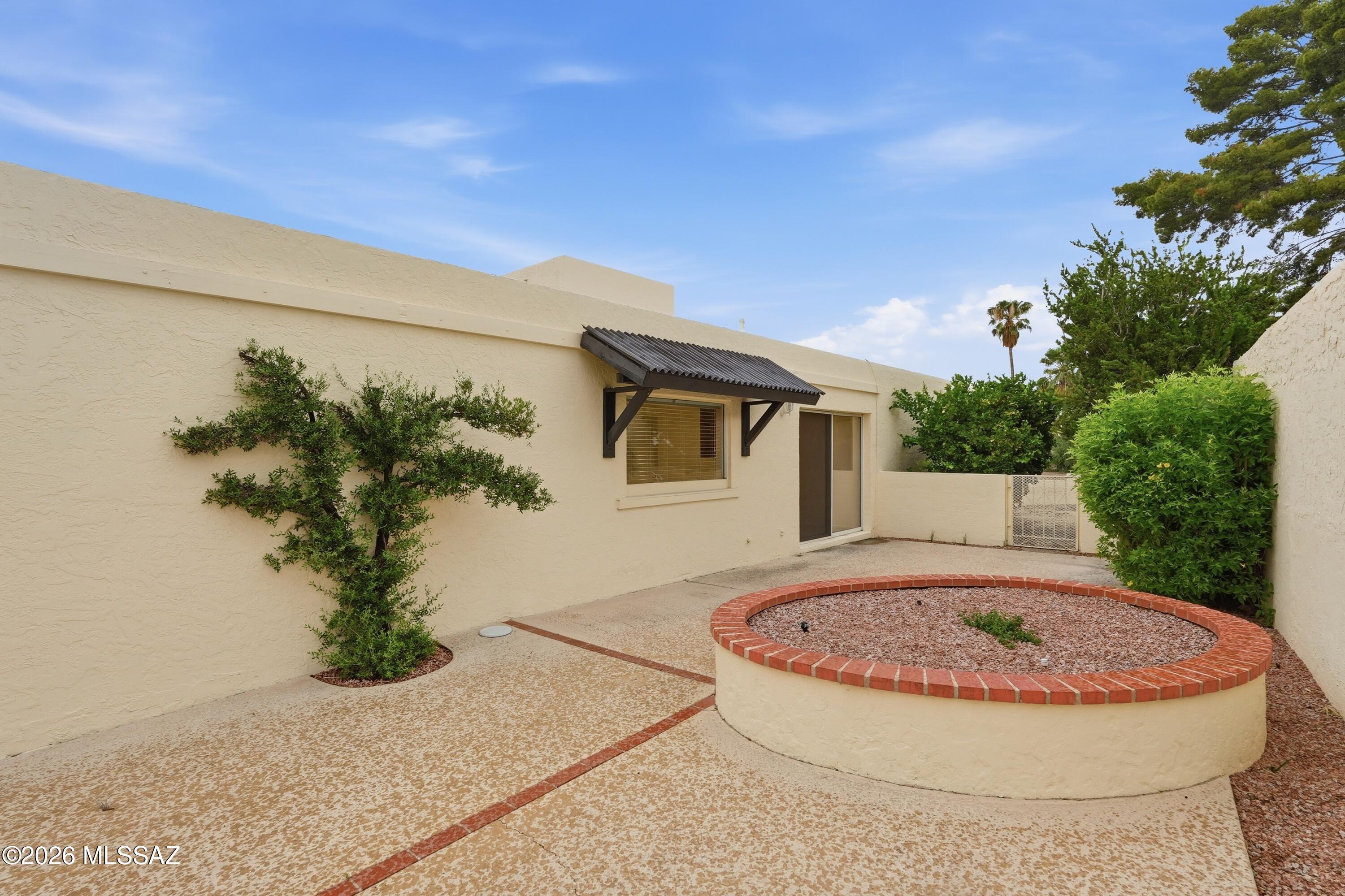 Casas Del Oro Norte (89-130) - Residential