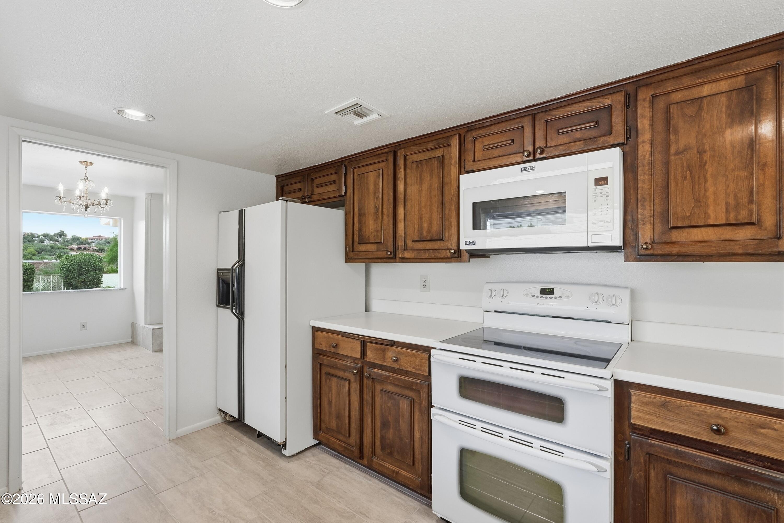 Casas Del Oro Norte (89-130) - Residential