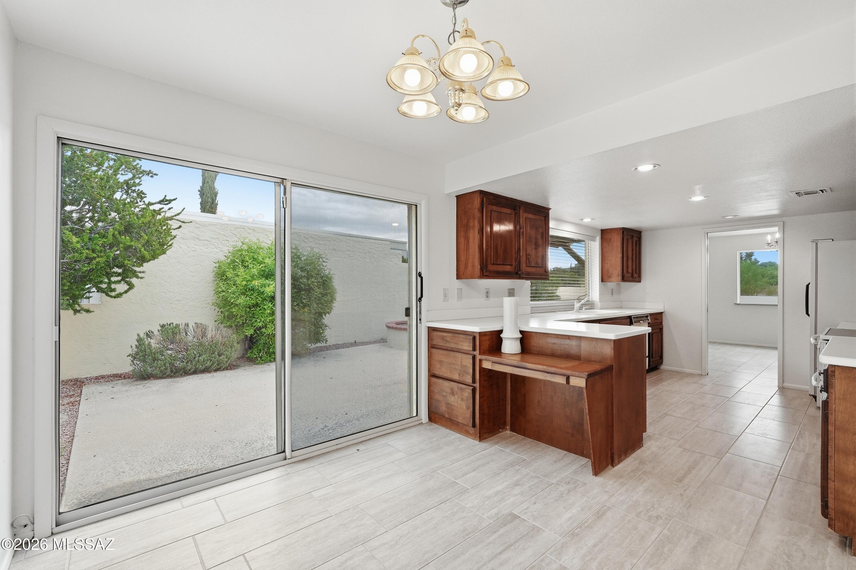 Casas Del Oro Norte (89-130) - Residential
