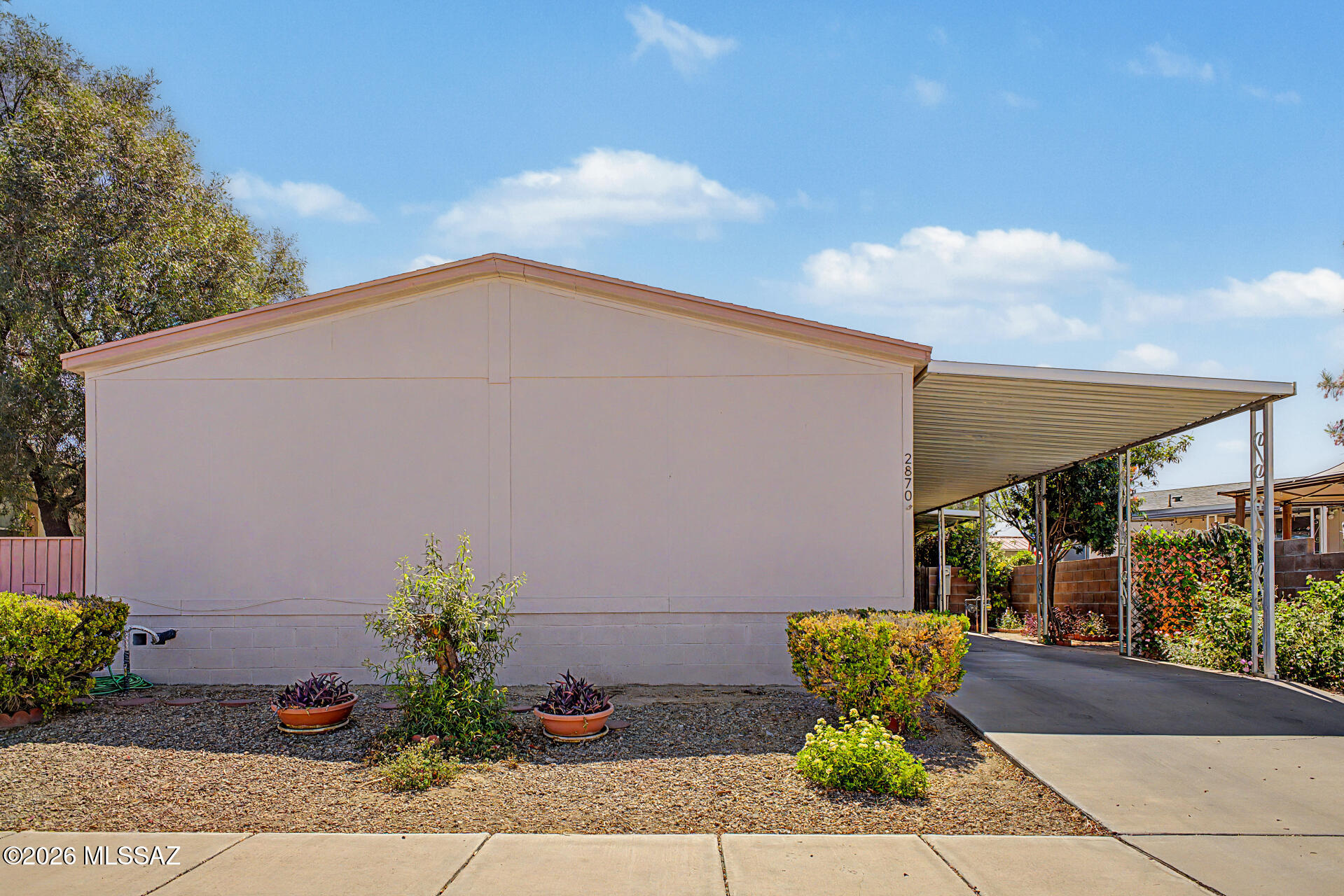 Country Club Terrace (1-108) - Residential