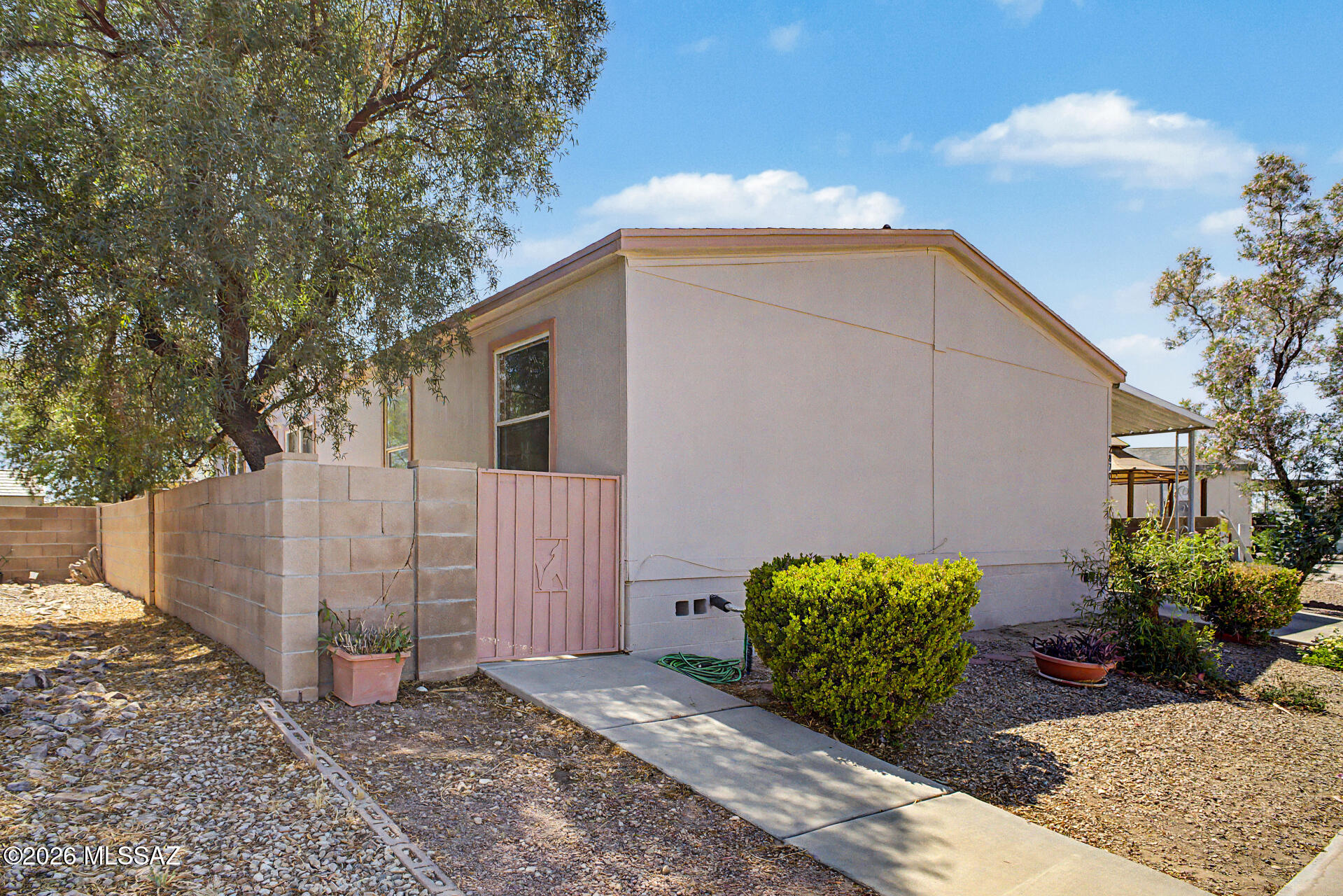 Country Club Terrace (1-108) - Residential