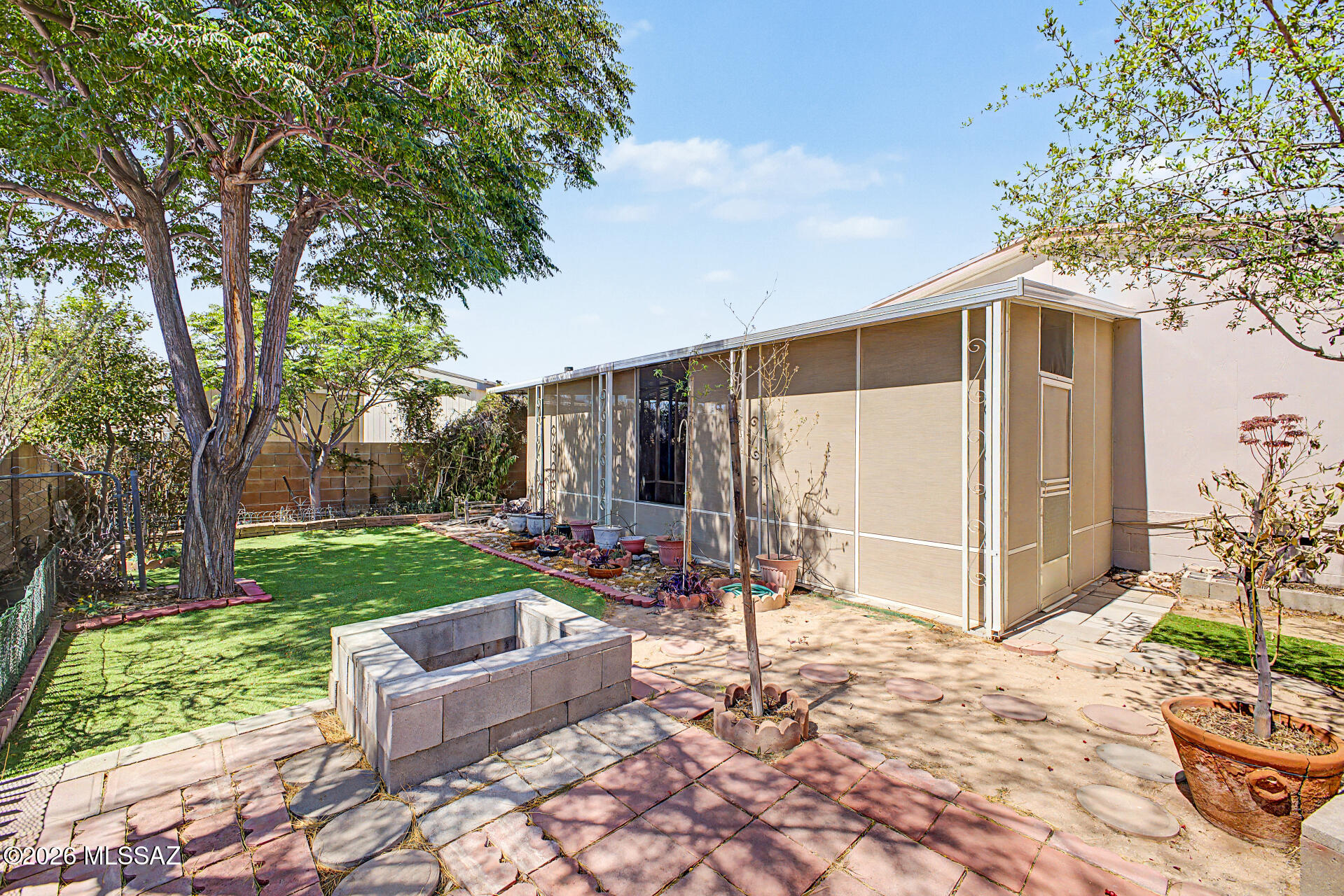 Country Club Terrace (1-108) - Residential