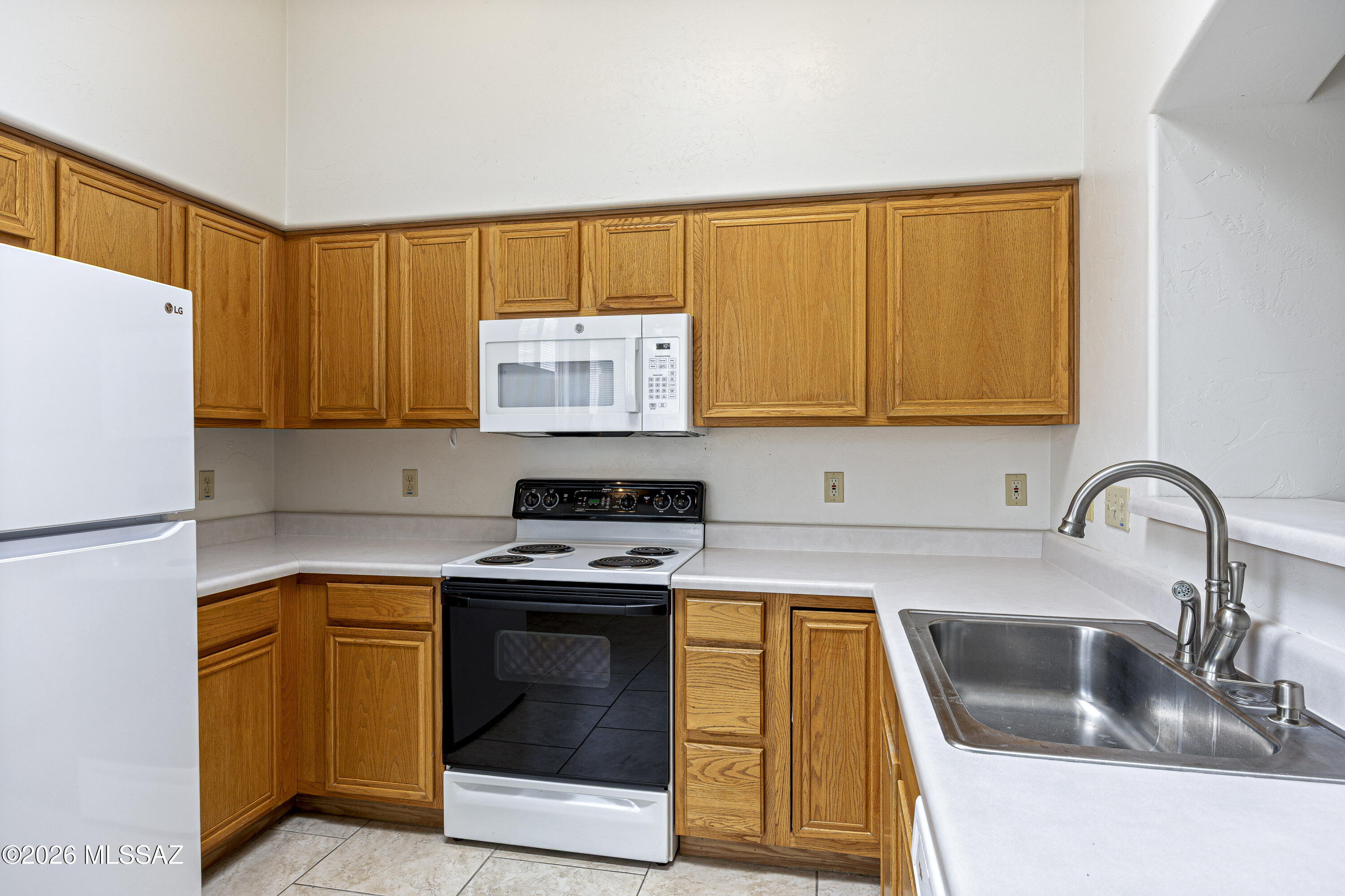 Rancho Esperero (1-343) - Residential