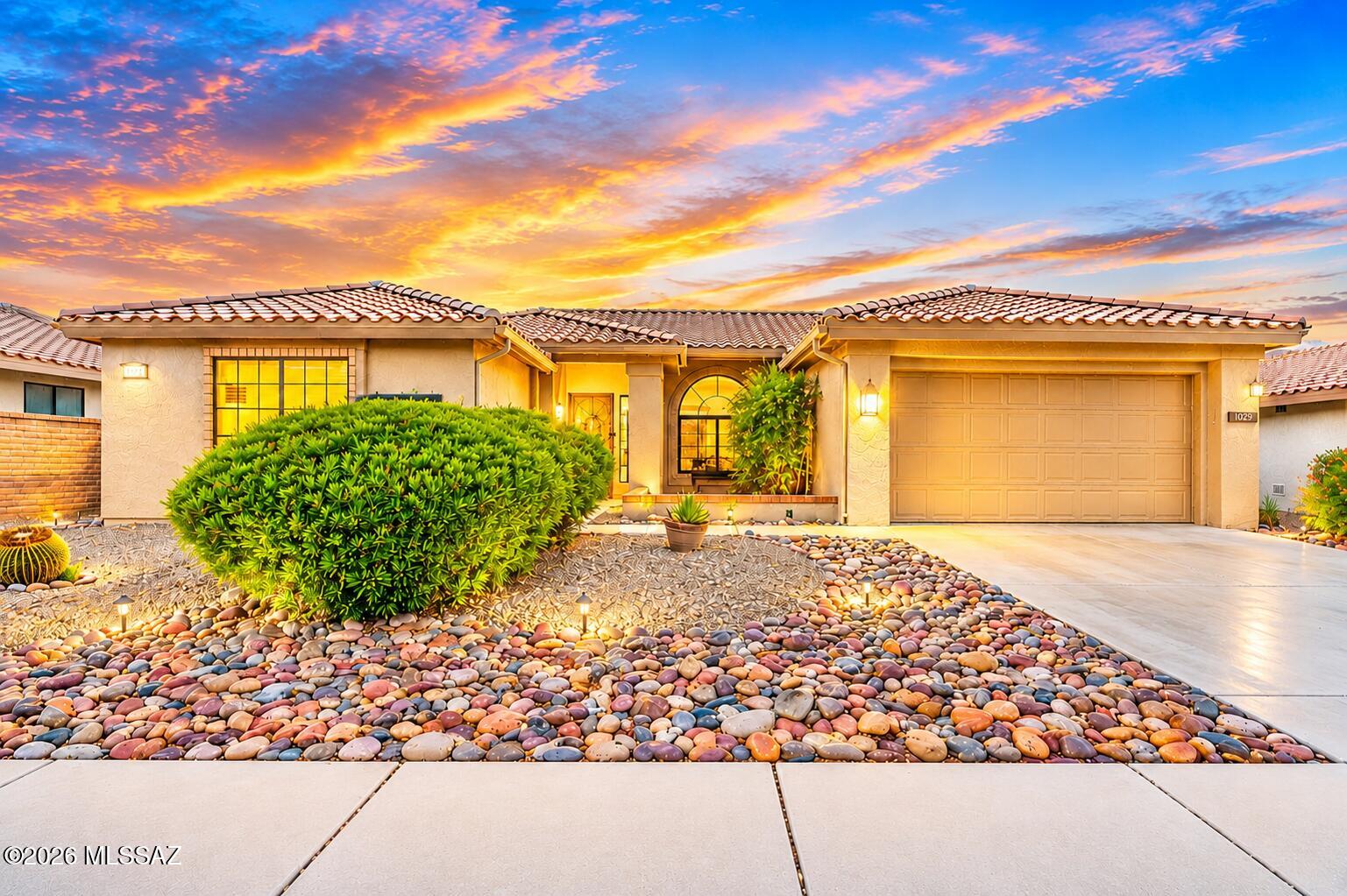 Enjoy resort-style living in Sun City Oro Valley! This desirable extended Silvercreek model offers 1,656 sq. ft. w/ 2 BR, 2 BA + Office. The bright, cheerful kitchen features a breakfast nook flowing into the family room, while the spacious living and dining room combination is filled with natural light and highlighted by a beautiful arched window. The expanded guest bedroom includes built-ins and additional space for guests, hobbies, or a craft room. The owner's suite offers a walk-in closet, dual-sink vanity, and walk-in shower. Relax on the covered rear patio and enjoy Catalina Mountain views to the right and Tortolita Mountain views to the left. A wonderful opportunity to enjoy the active adult lifestyle and amenities Sun City Oro Valley is known for! New HVAC 2017 New Roof 2016