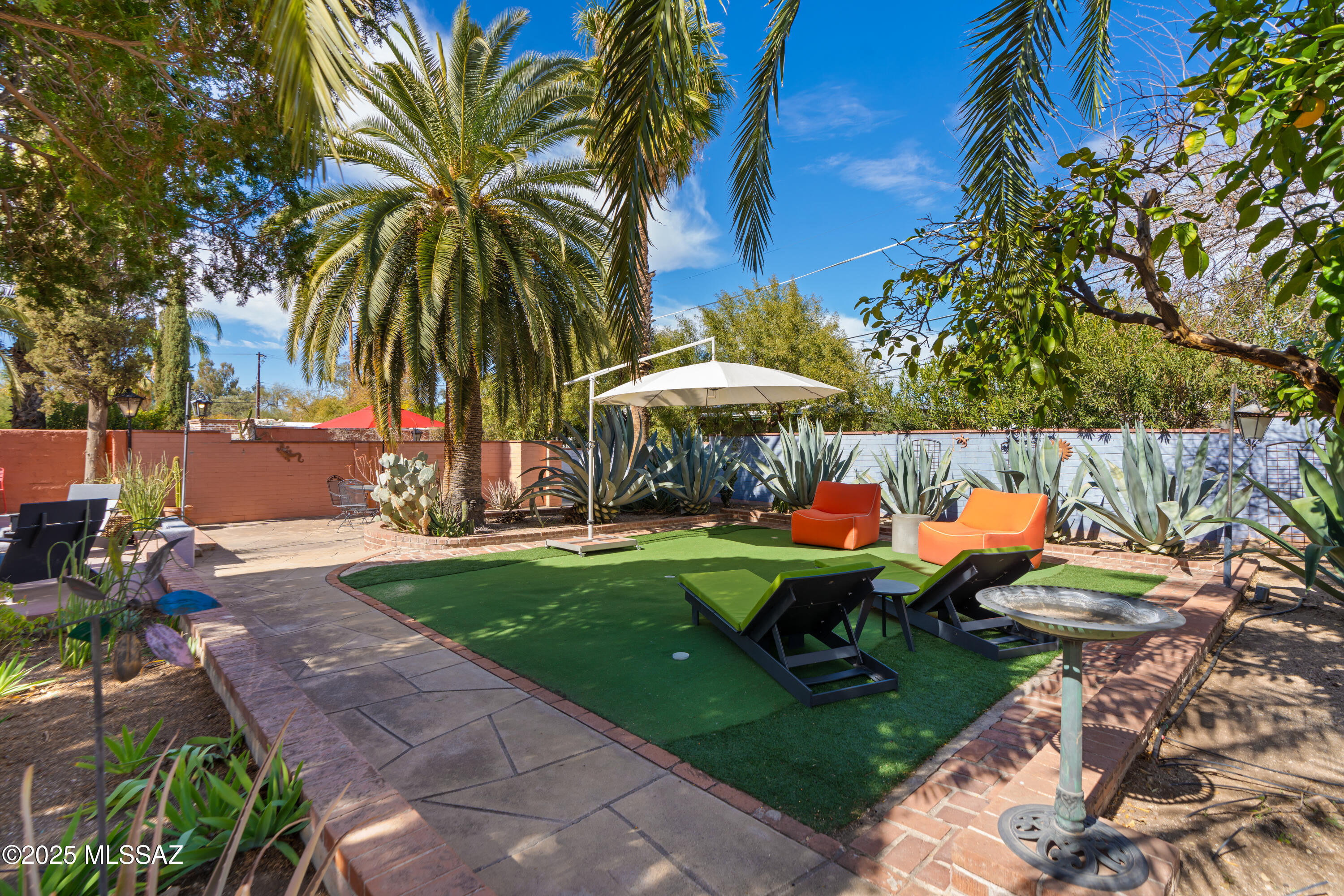 El Montevideo Estates - Residential
