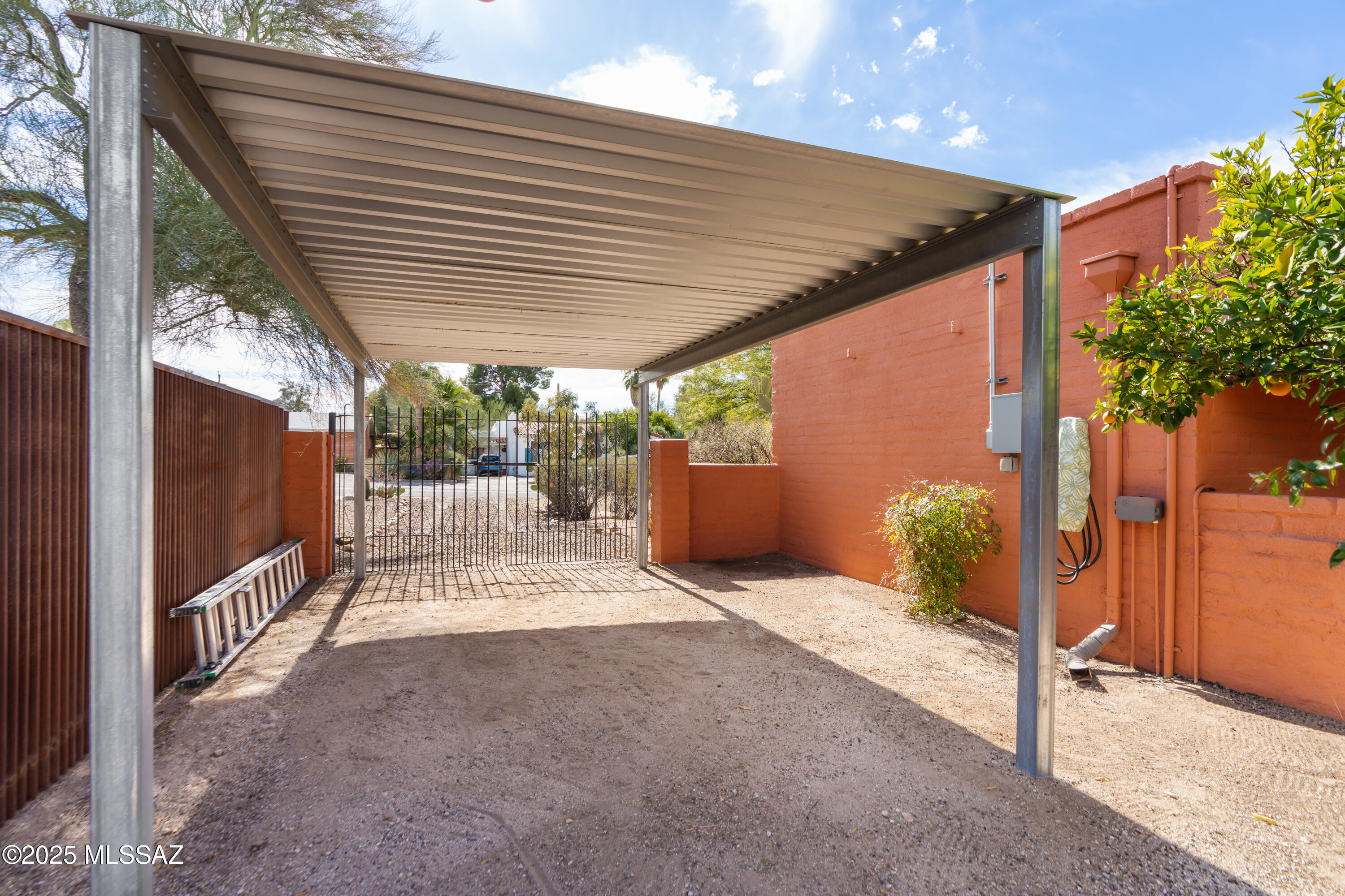 El Montevideo Estates - Residential